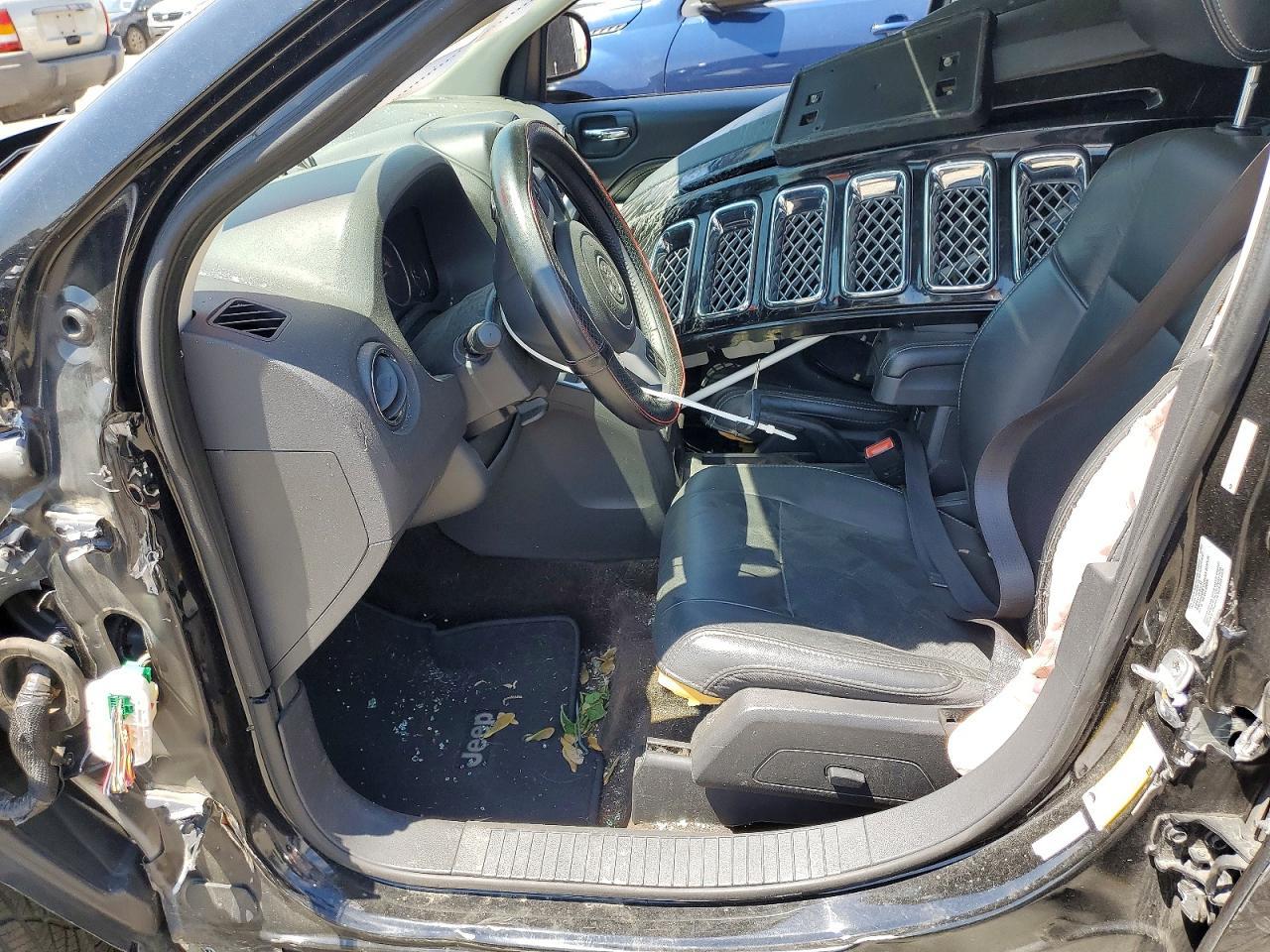 2015 Jeep Compass Latitude - Фото 7