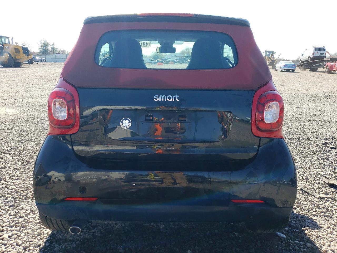 2017 Smart Fortwo - Фото 6