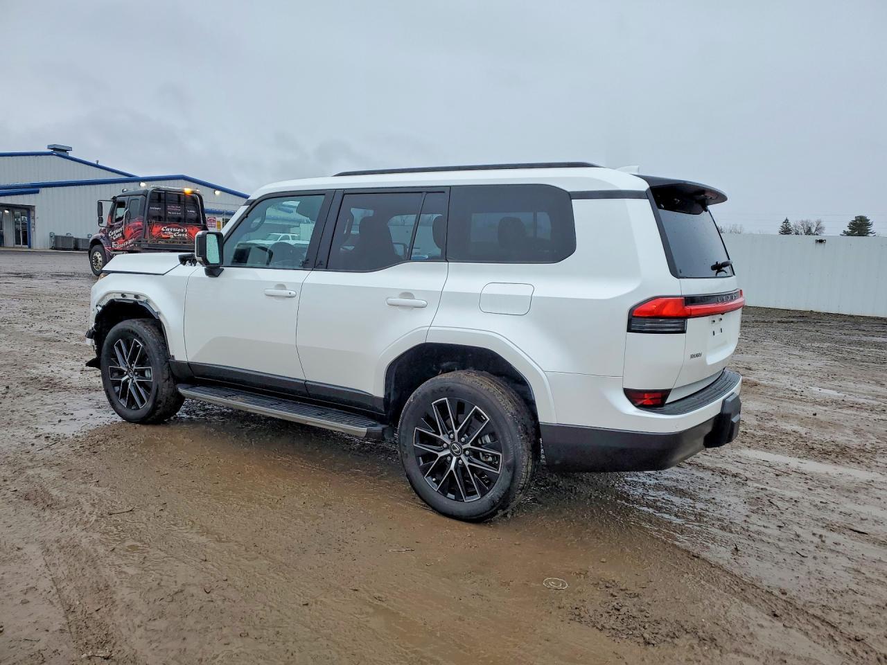 2024 Lexus Gx 550 Premium+ - Image 2