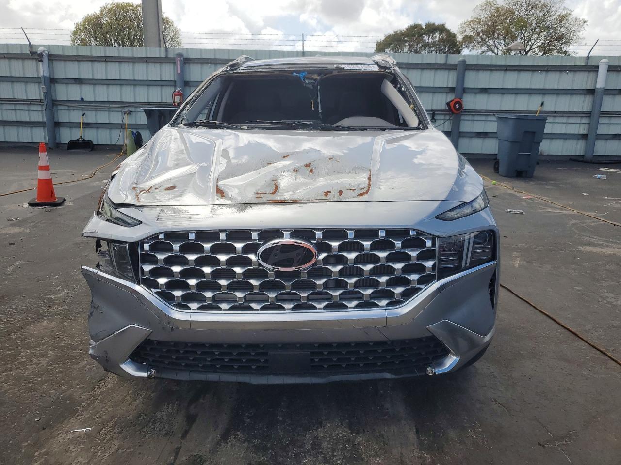 2023 Hyundai Santa Fe Limited - Фото 5