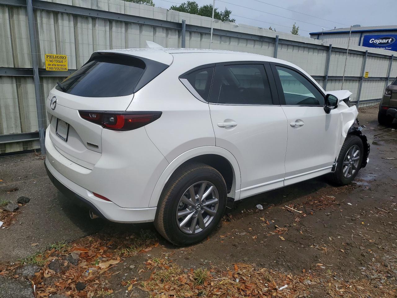 2025 Mazda Cx-5 Select - Image 3