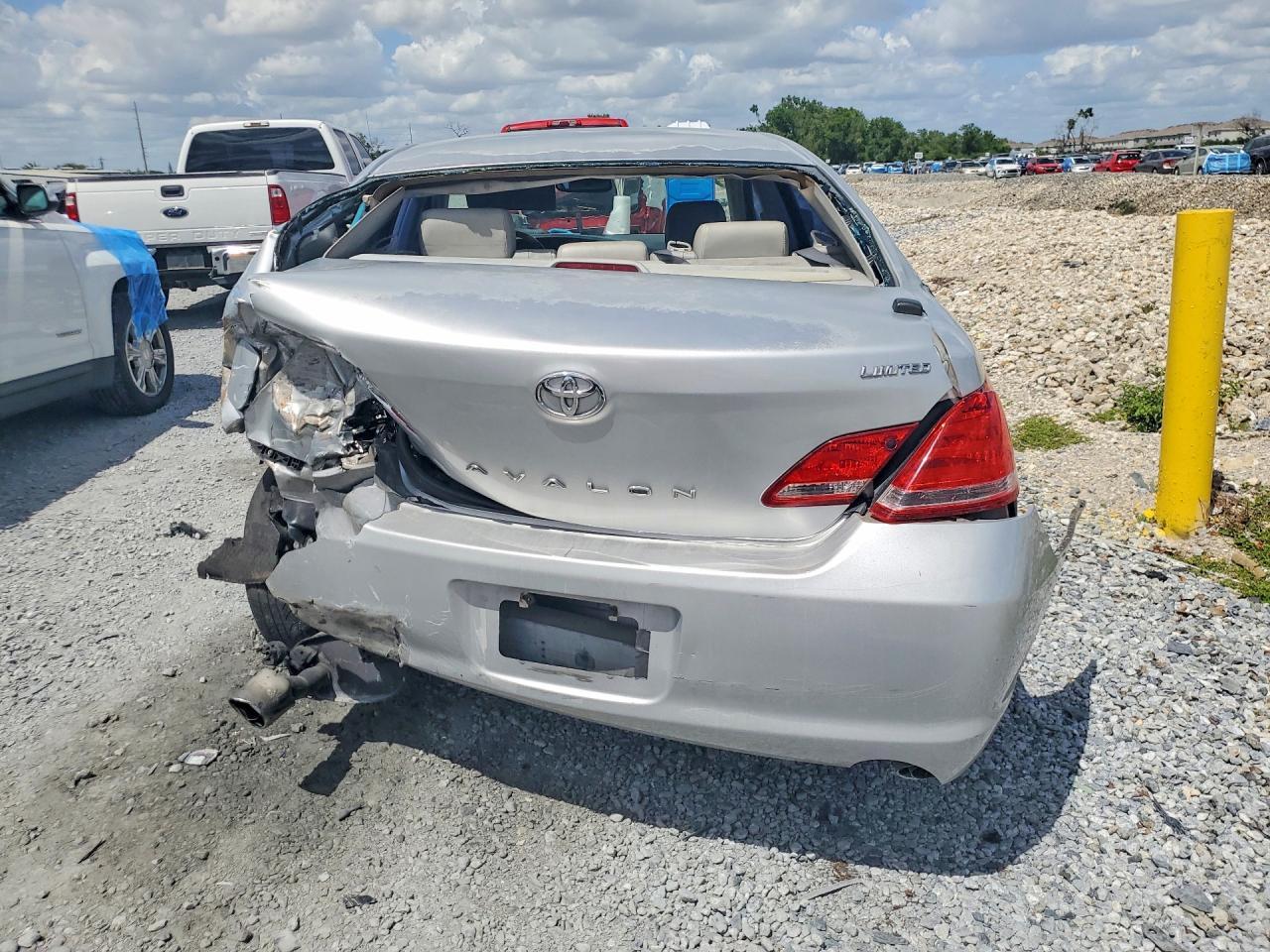 2005 Toyota Avalon Limited - Фото 6