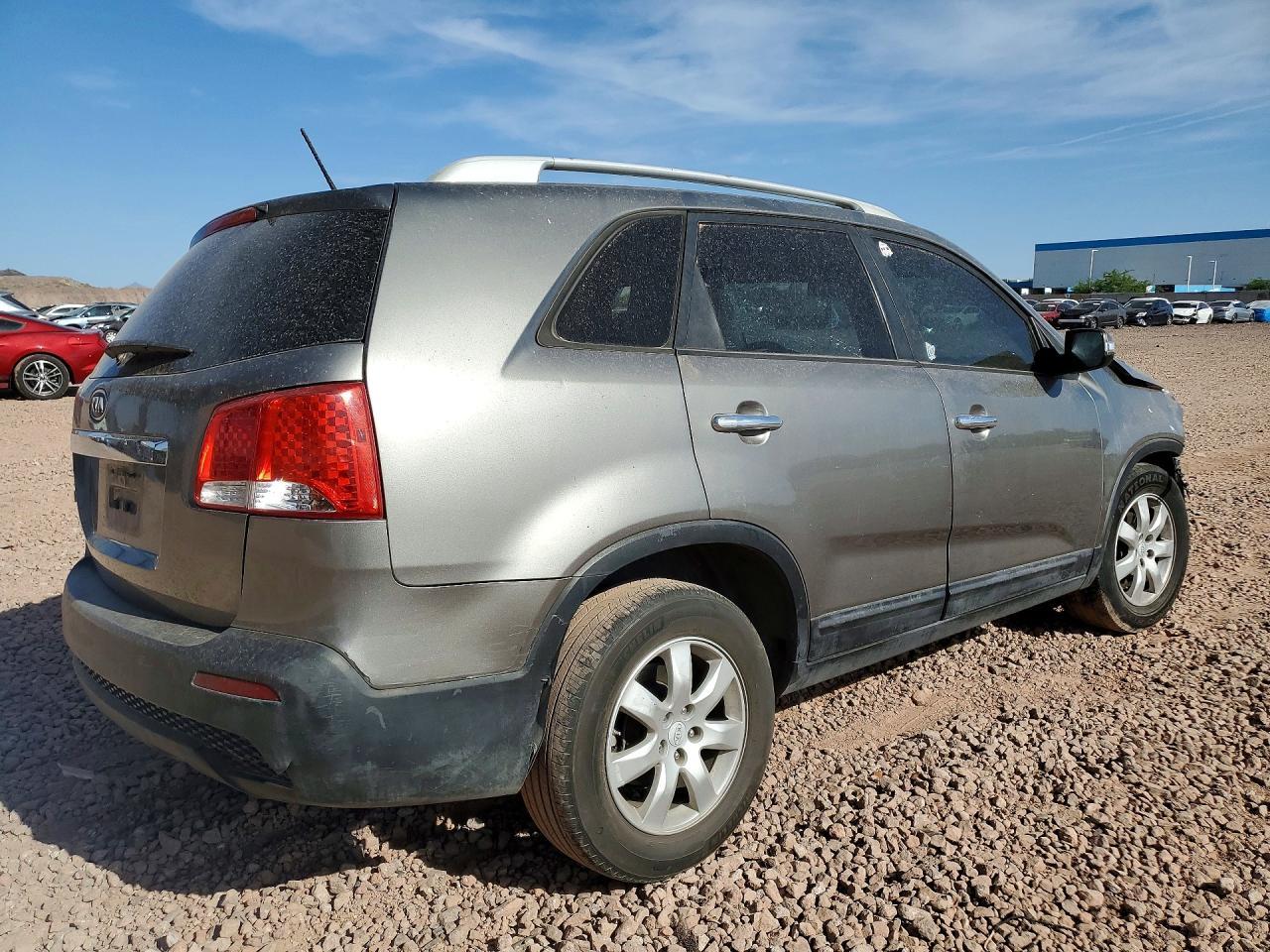 2011 Kia Sorento Lx - Фото 3