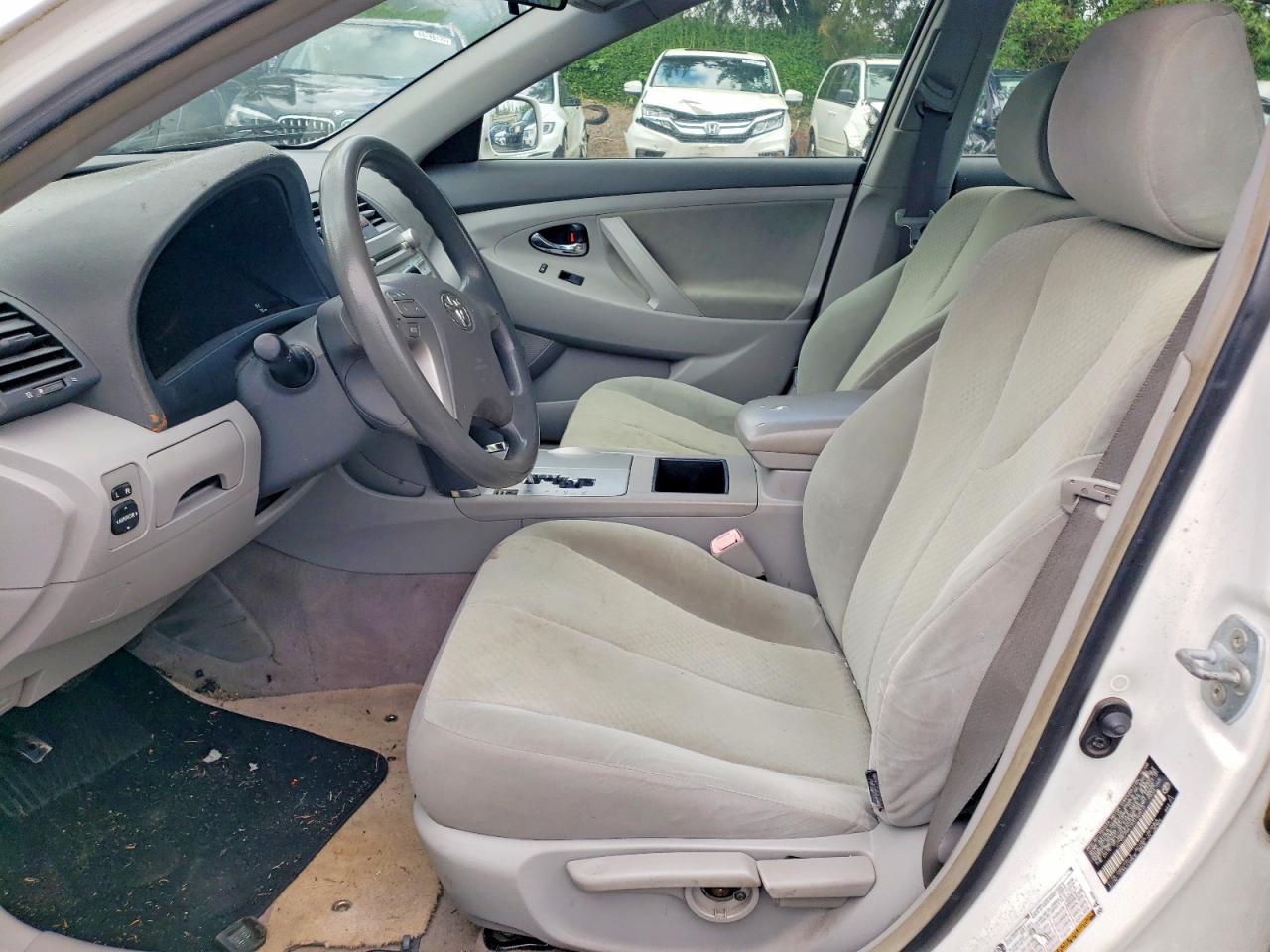 2009 Toyota Camry Base - Image 7