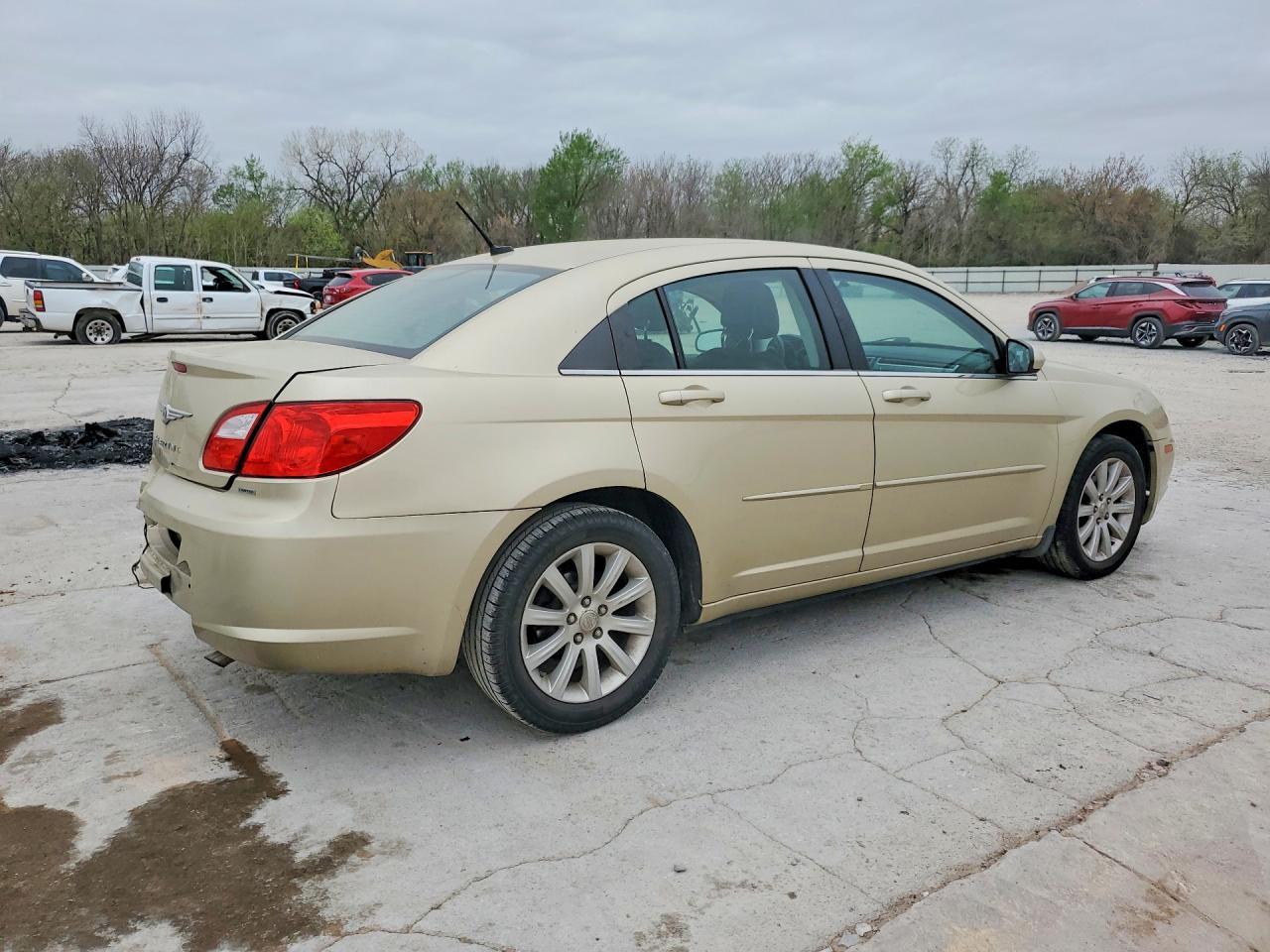 2010 Chrysler Sebring Limited - Фото 3