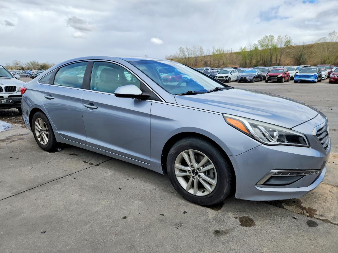 2015 Hyundai Sonata Se - Image 4
