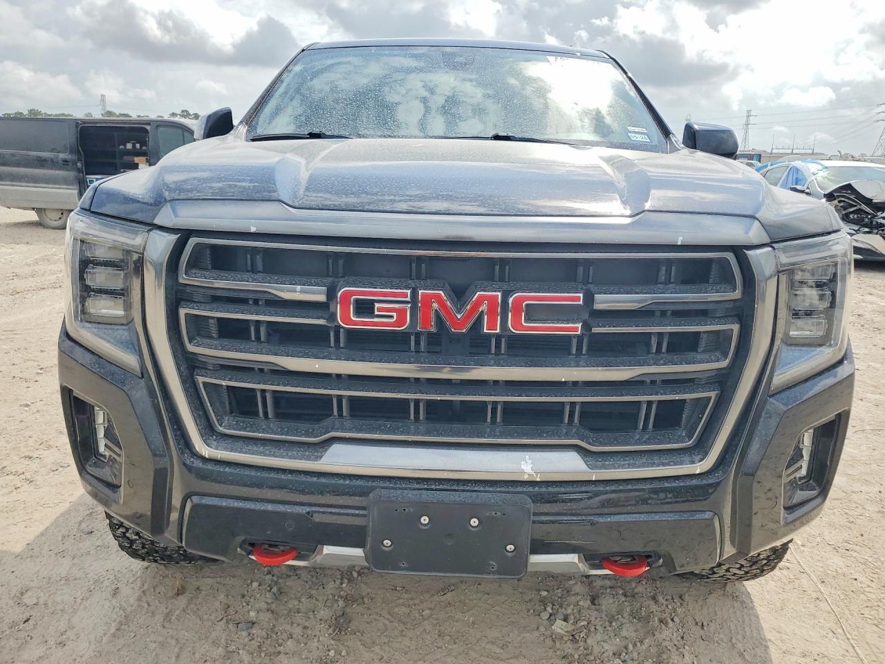 2021 GMC Yukon At4 - Image 5