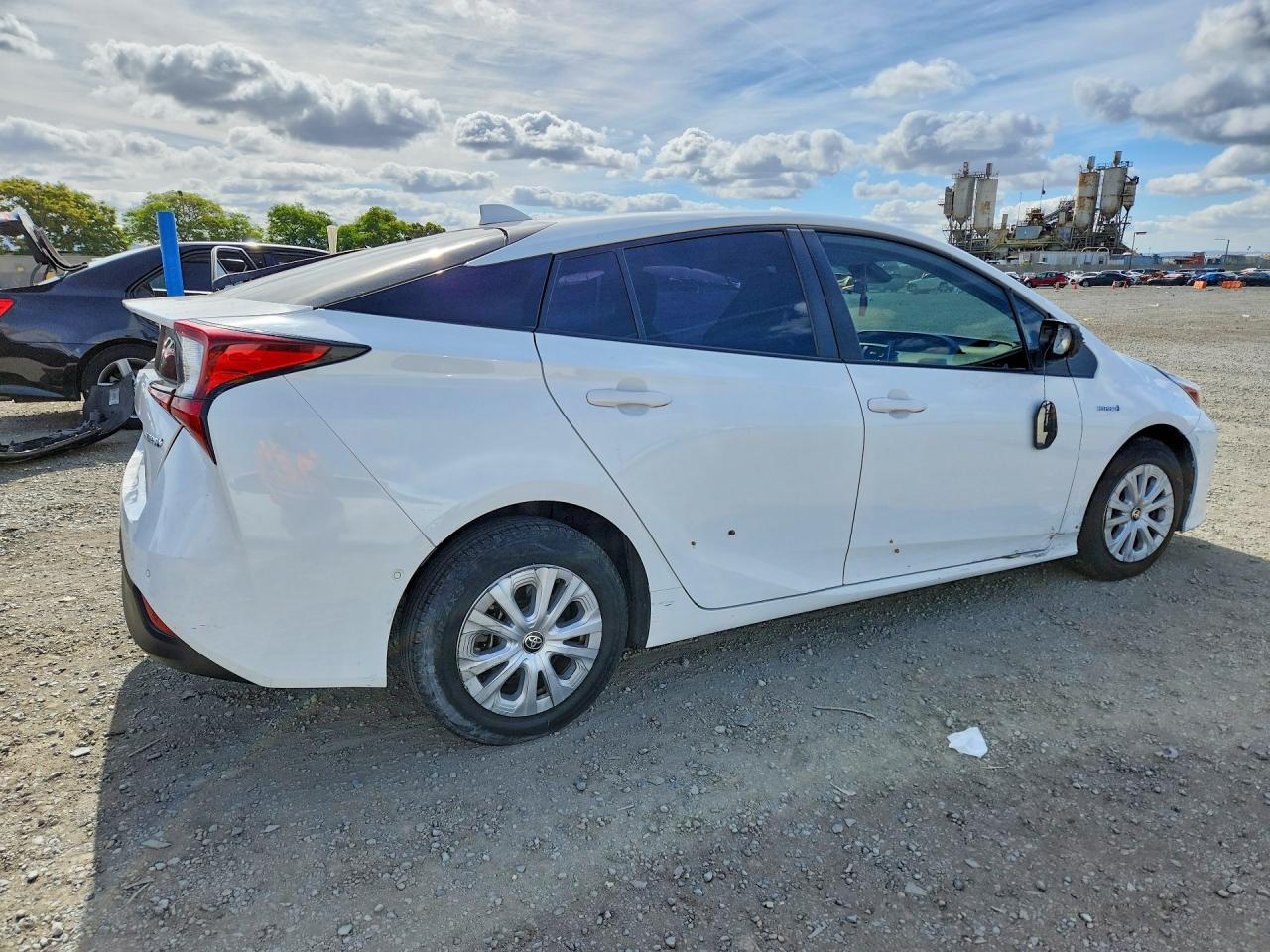 2021 Toyota Prius Le - Image 3