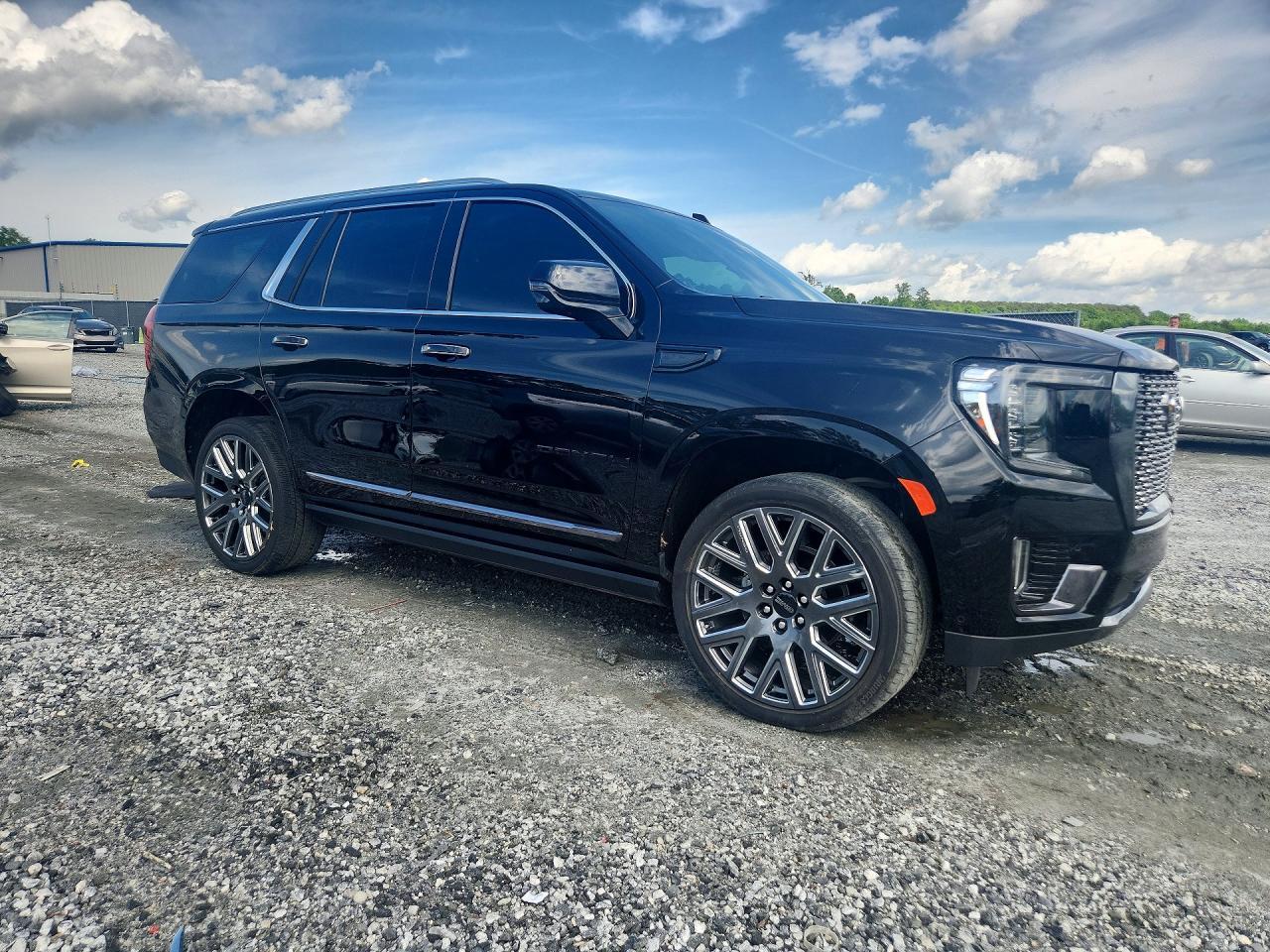 2024 GMC Yukon Denali Ultimate - Фото 4