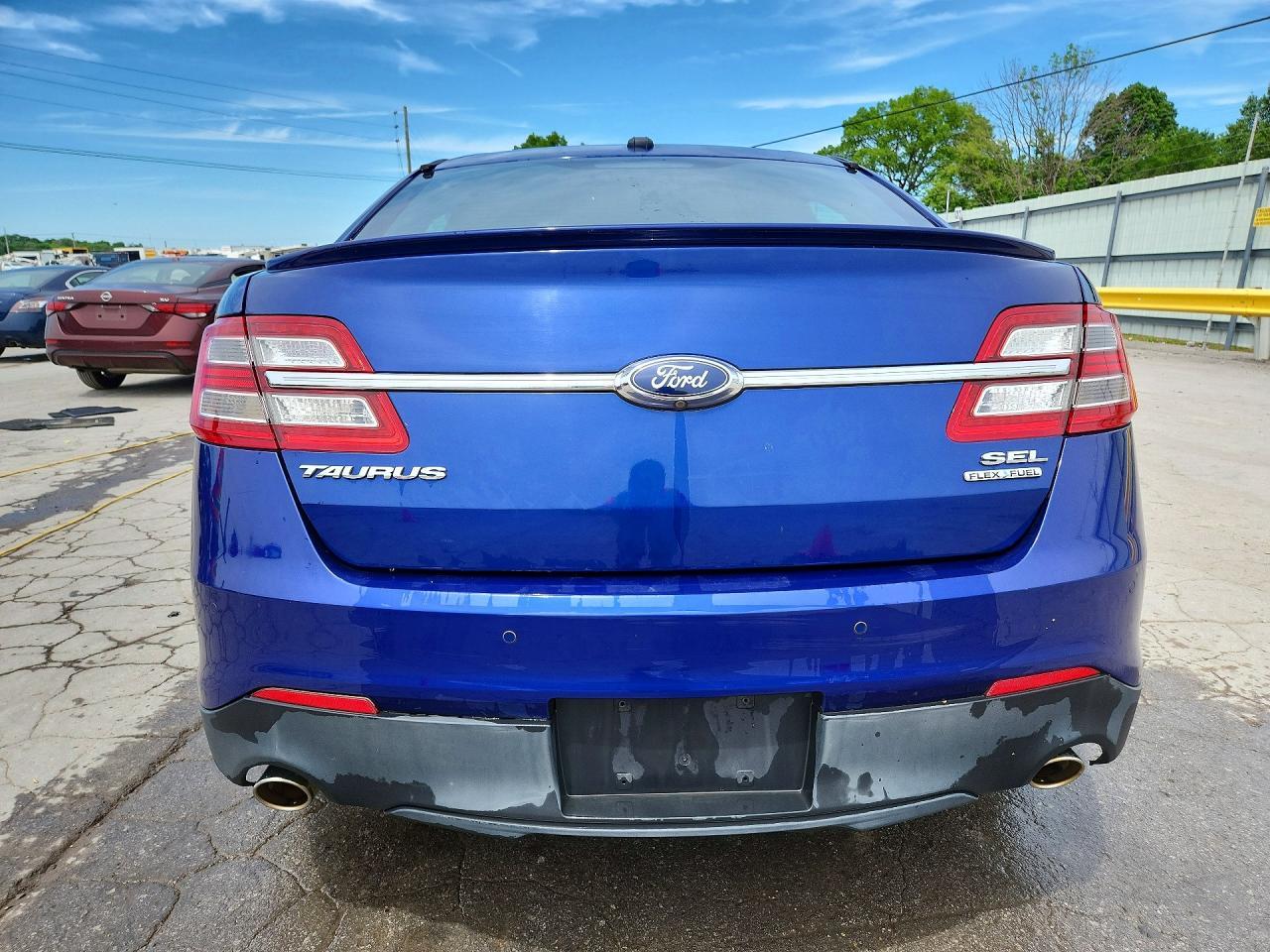 2015 Ford Taurus Sel - Image 6