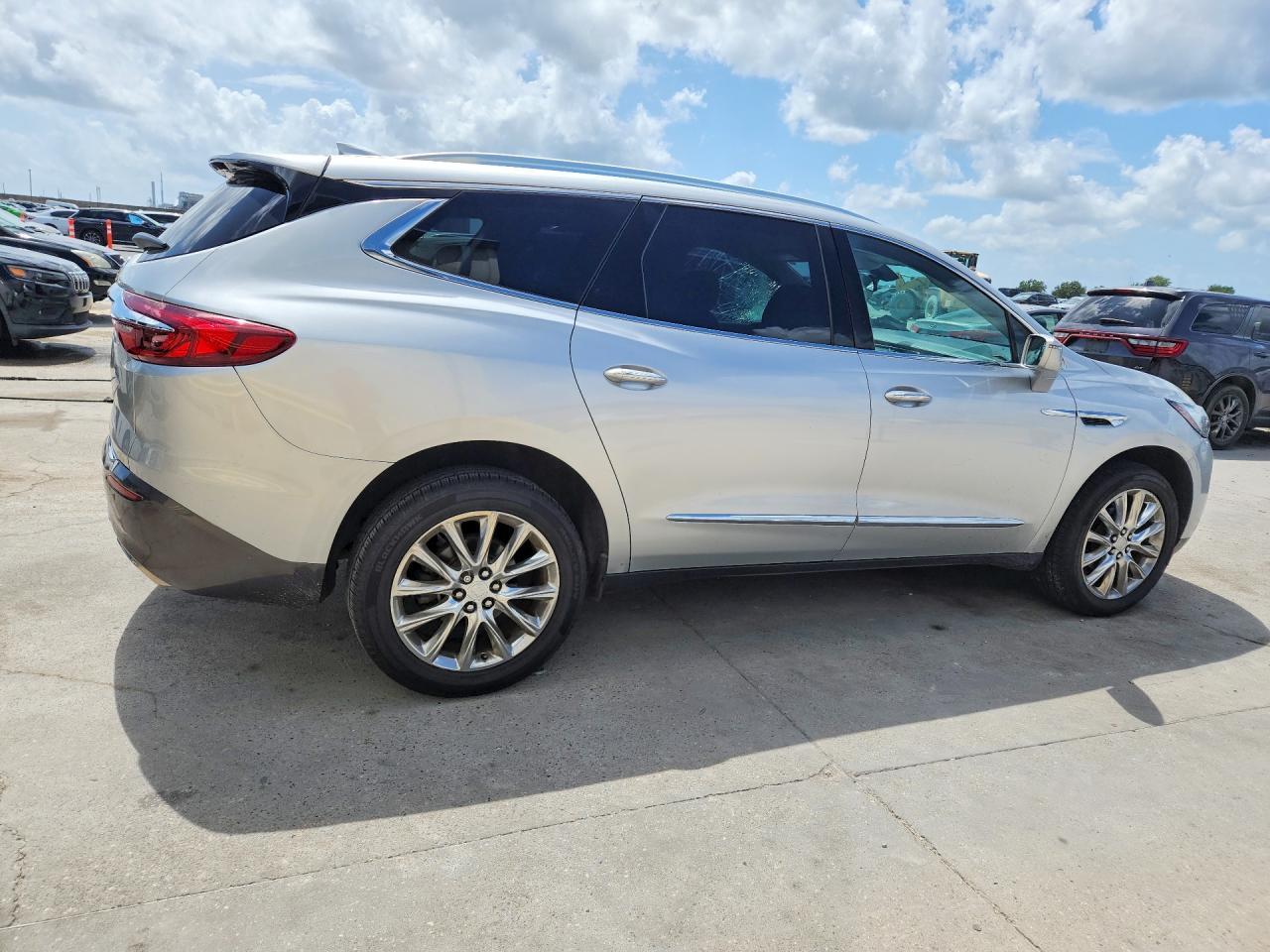 2019 Buick Enclave Essence - Фото 3