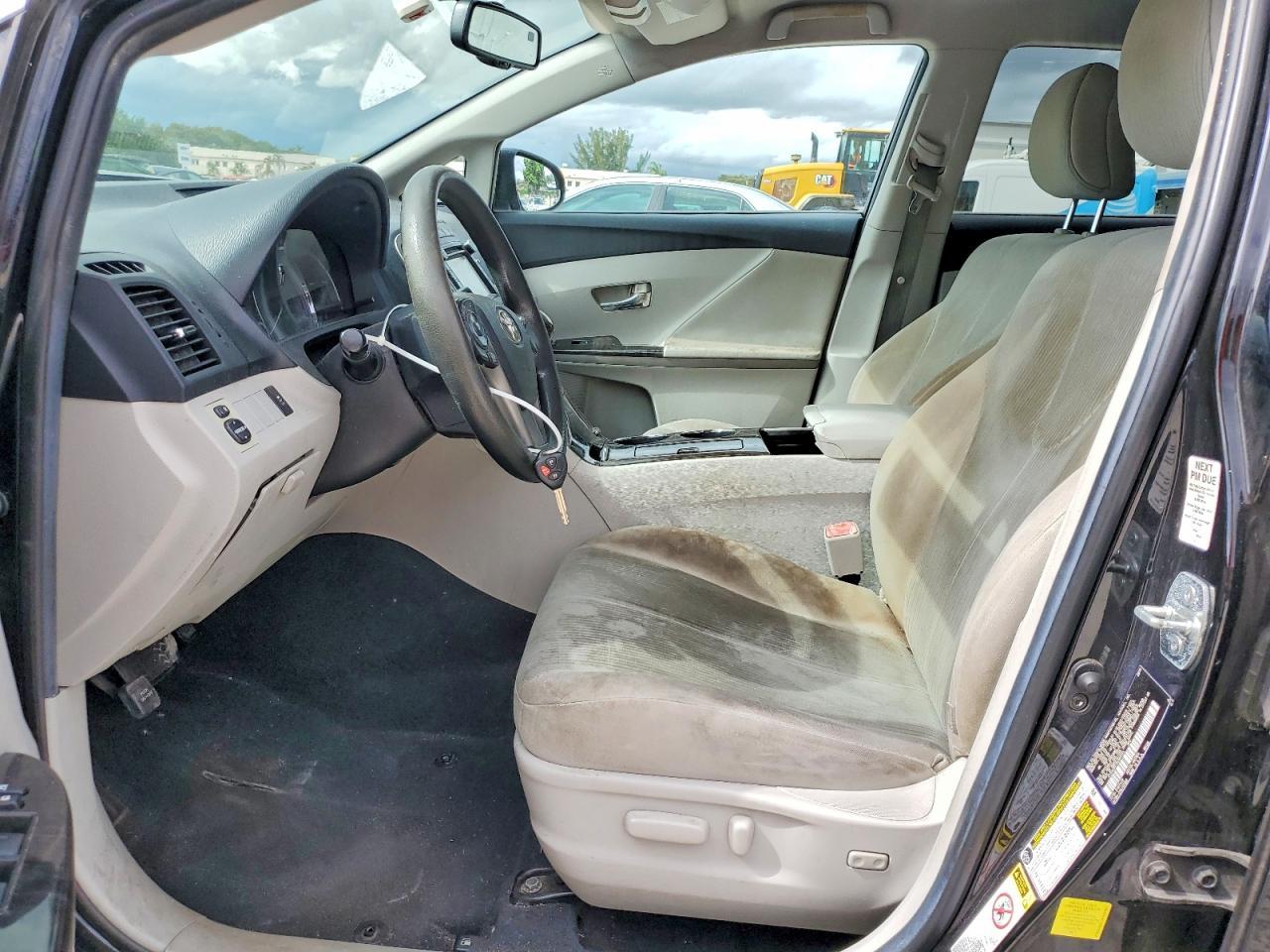 2013 Toyota Venza Le - Image 7