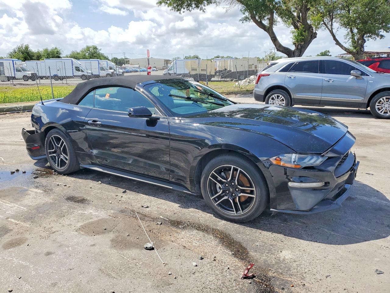 2022 Ford Mustang - Фото 4
