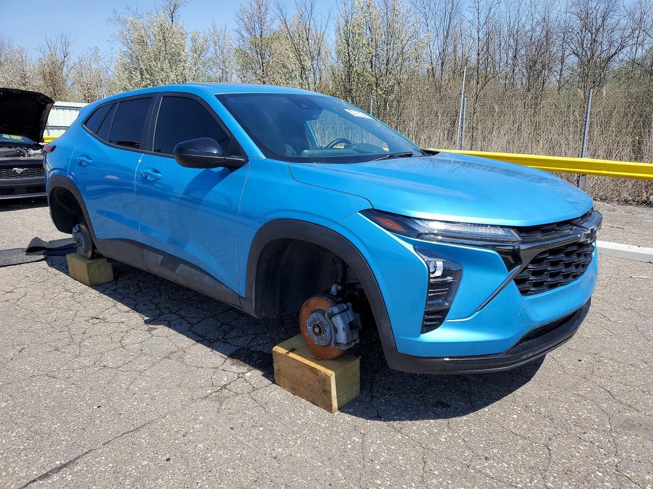 2025 Chevrolet Trax 1Rs - Image 4
