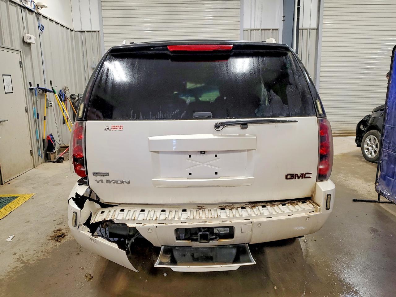 2010 GMC Yukon Denali - Фото 6
