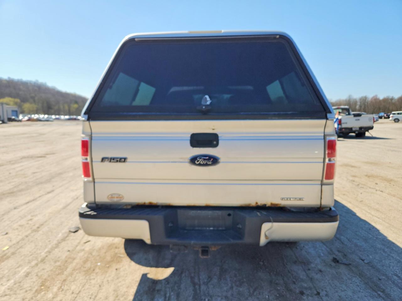 2013 Ford F150 Super Cab - Фото 6