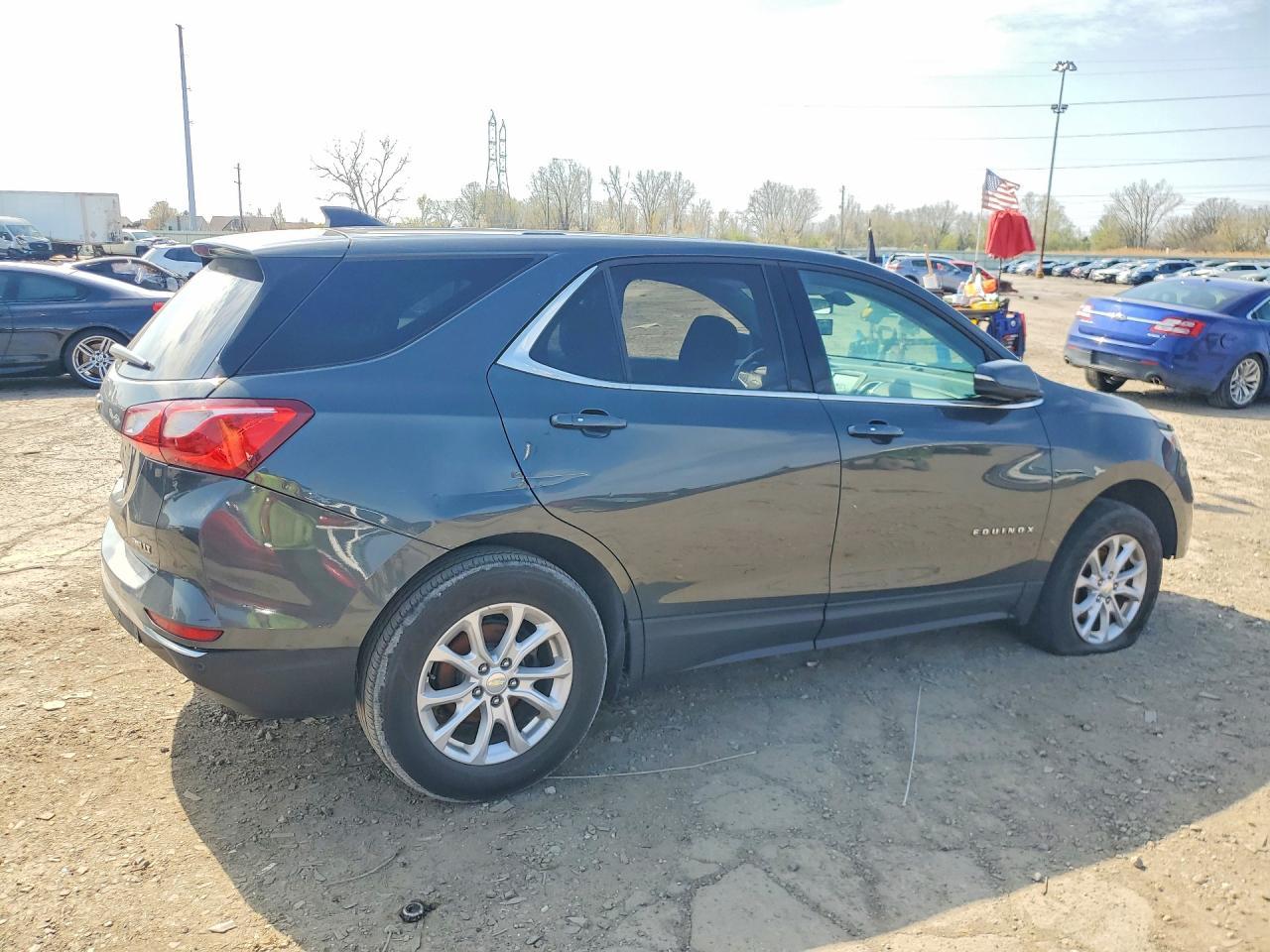 2018 Chevrolet Equinox Lt - Фото 3