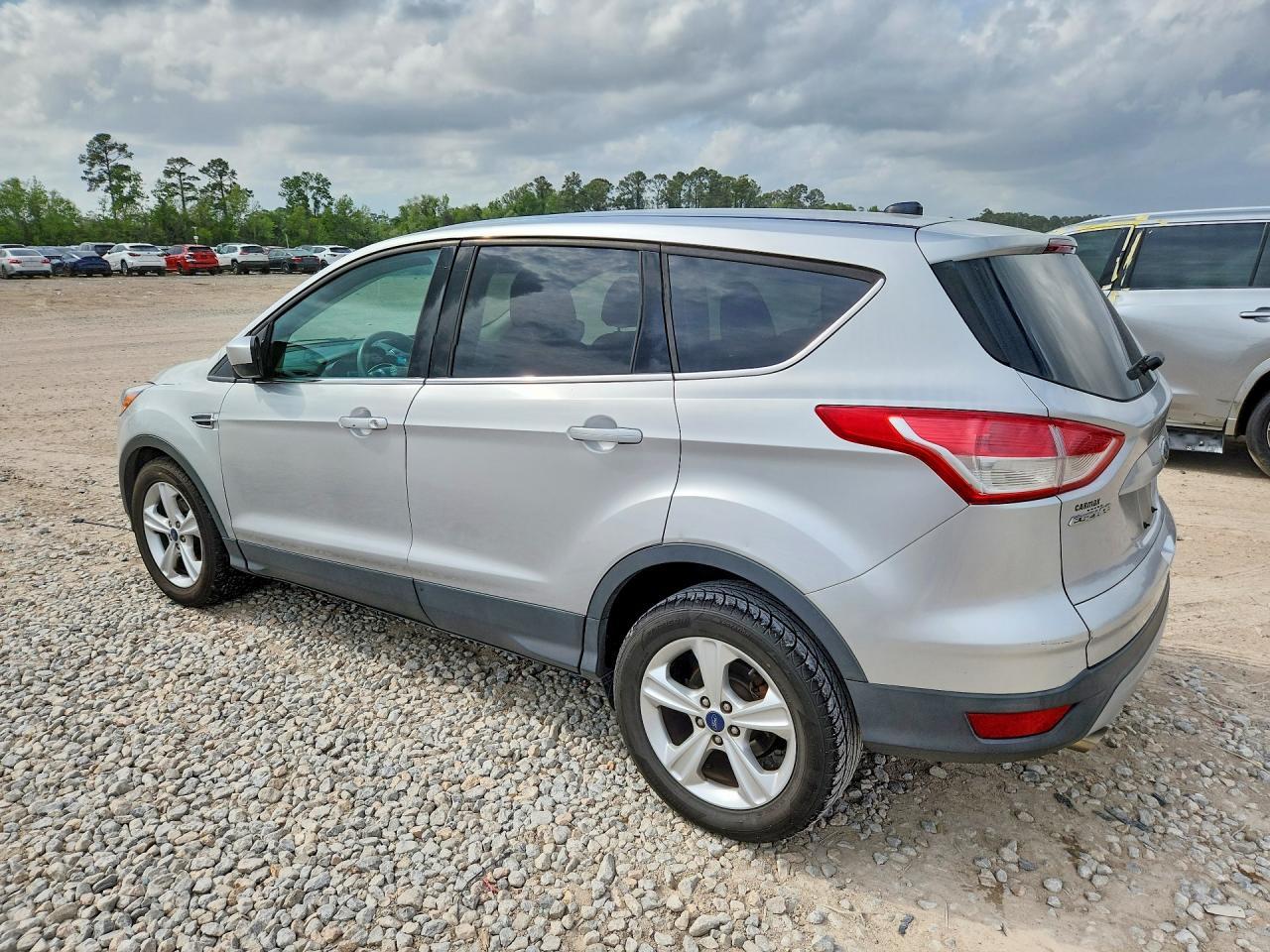 2014 Ford Escape - Image 2