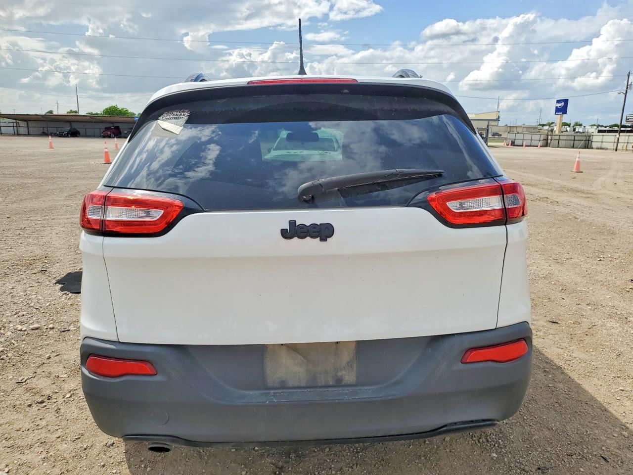 2017 Jeep Cherokee Sport - Фото 6