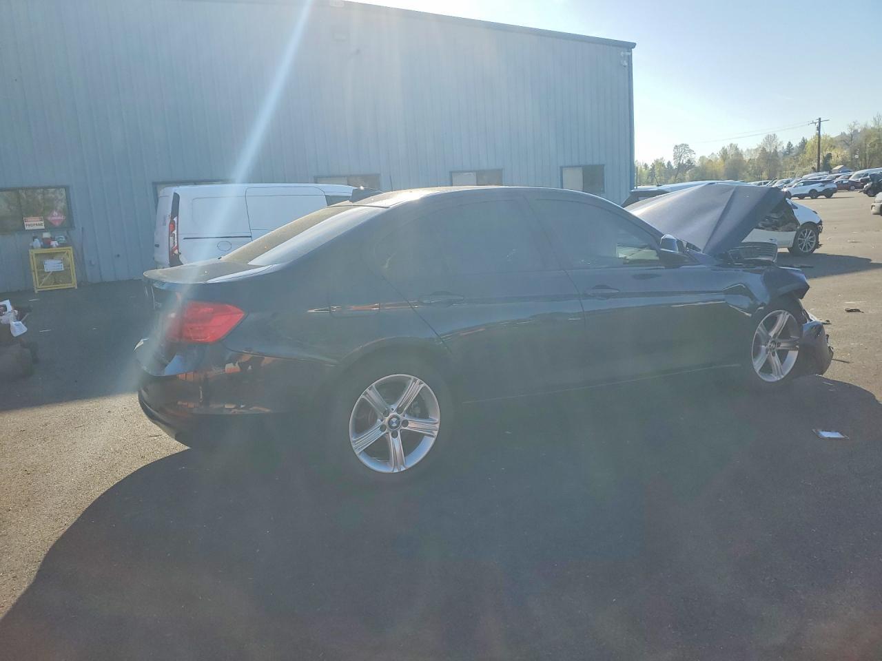 2013 BMW 328 I Sulev - Image 3