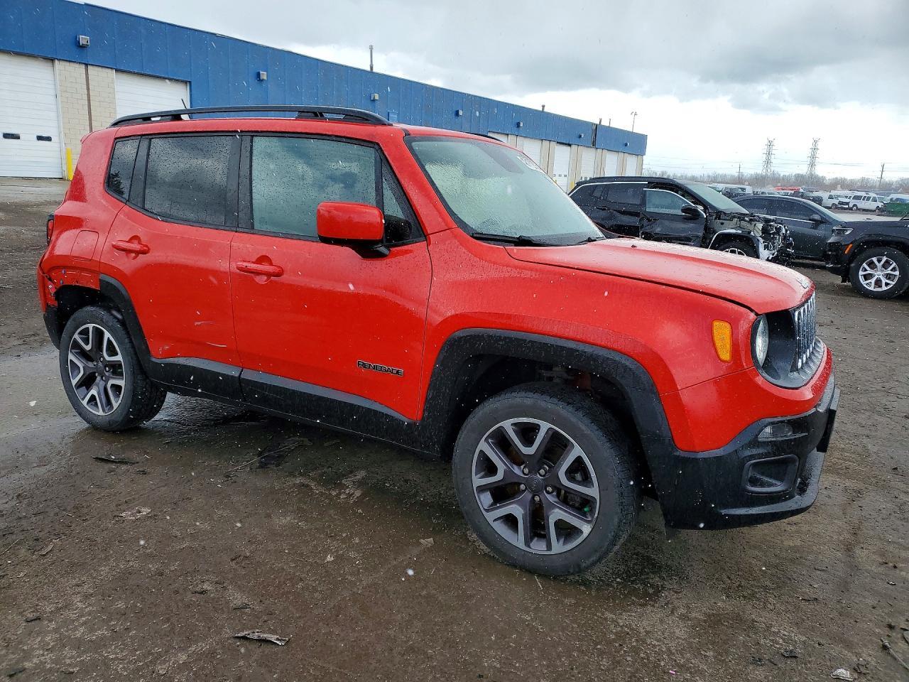 2016 Jeep Renegade Latitude - Image 4