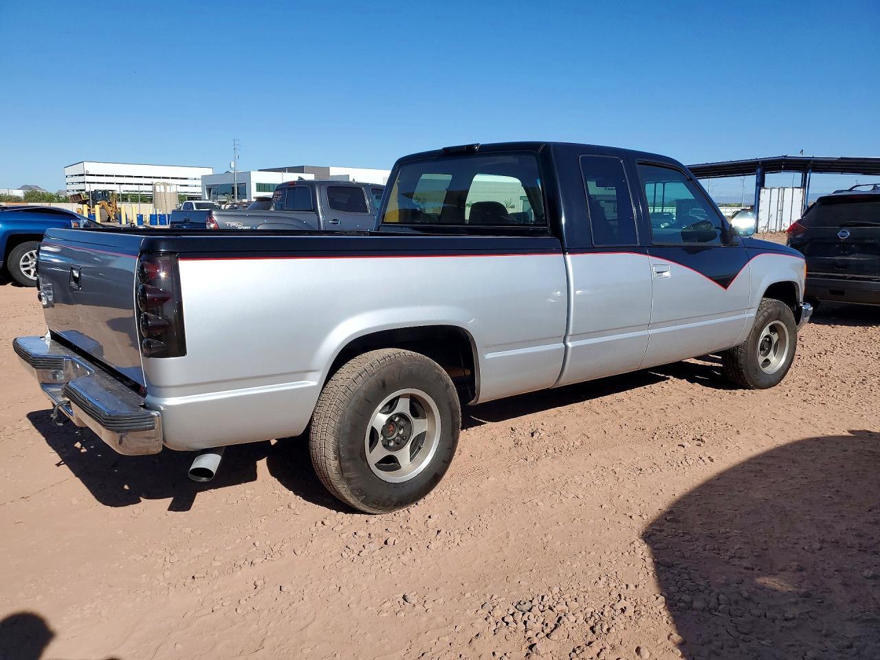 1994 Chevrolet Gmt-400 C1500 - Фото 3