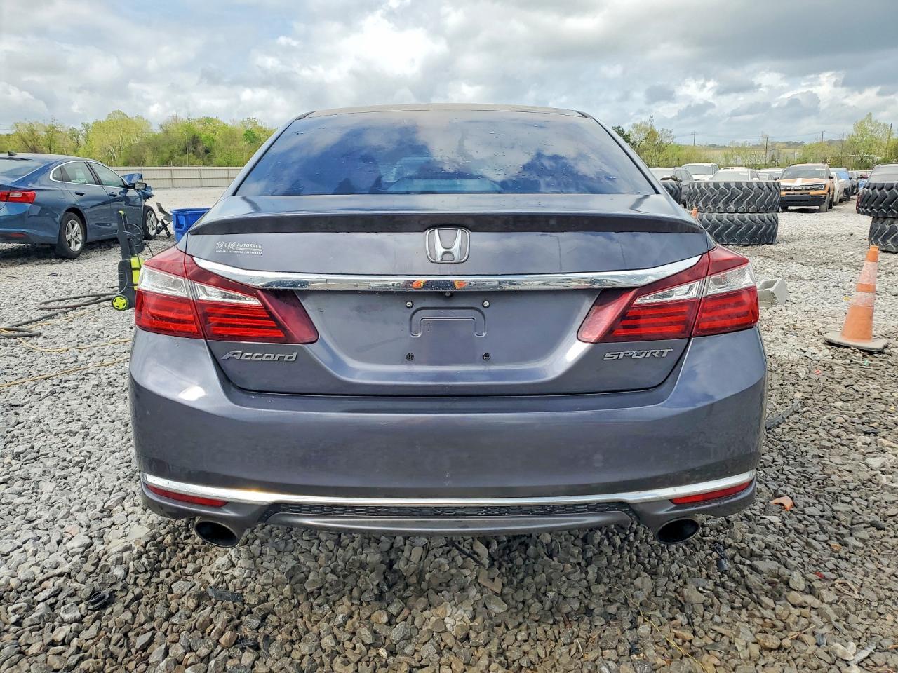 2017 Honda Accord Sport - Image 6