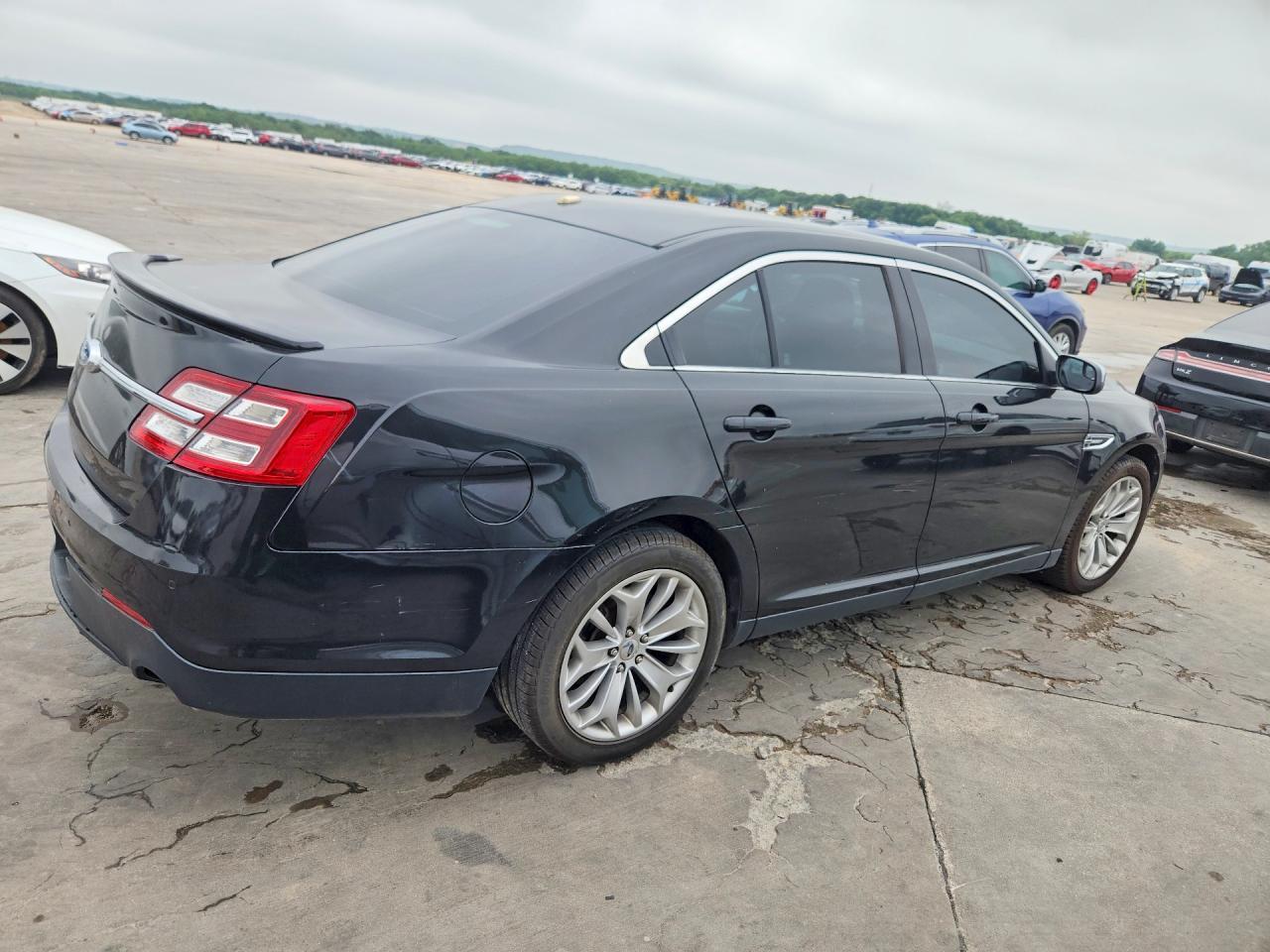 2014 Ford Taurus Limited - Фото 3