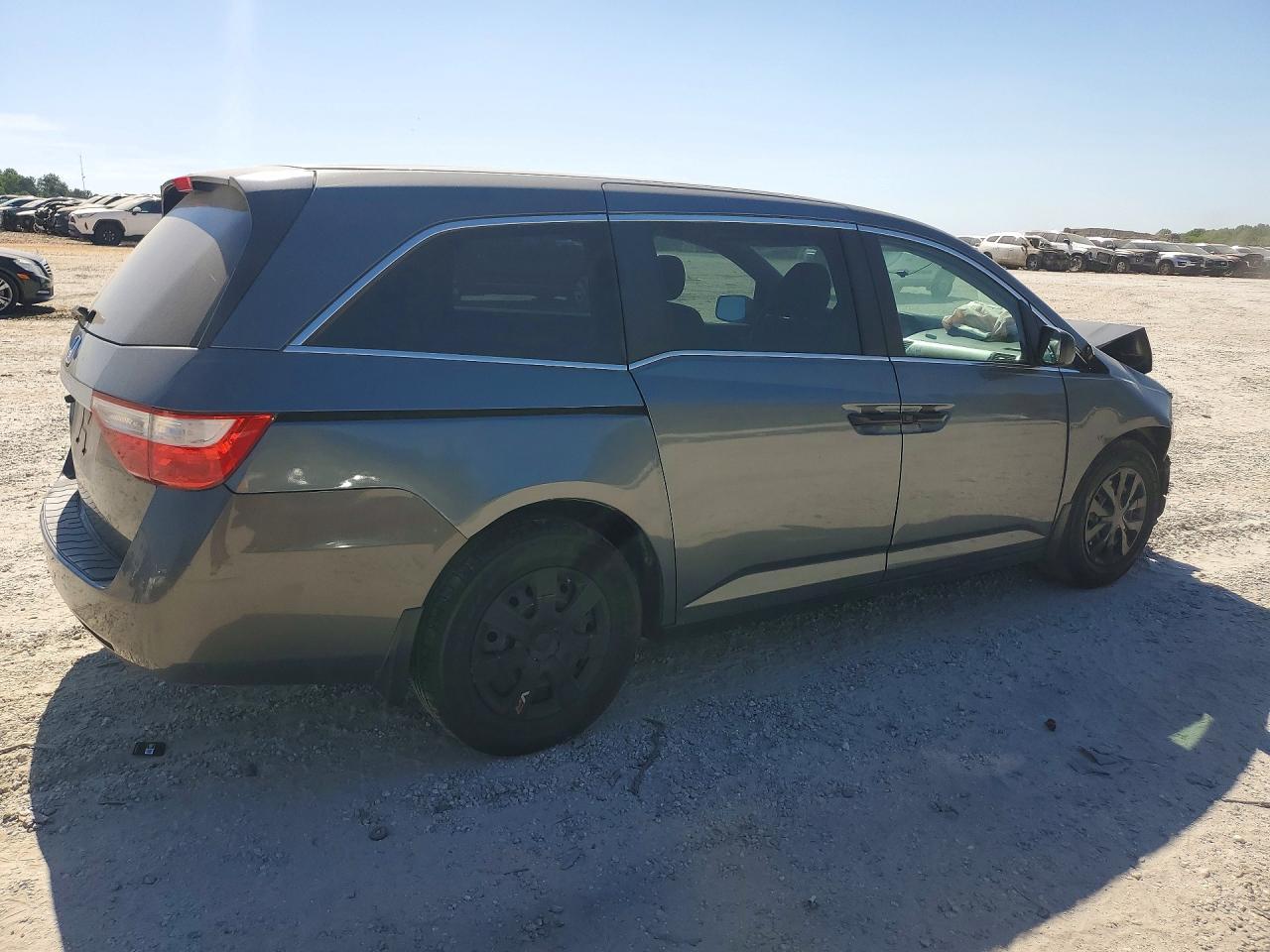 2011 Honda Odyssey Lx - Фото 3