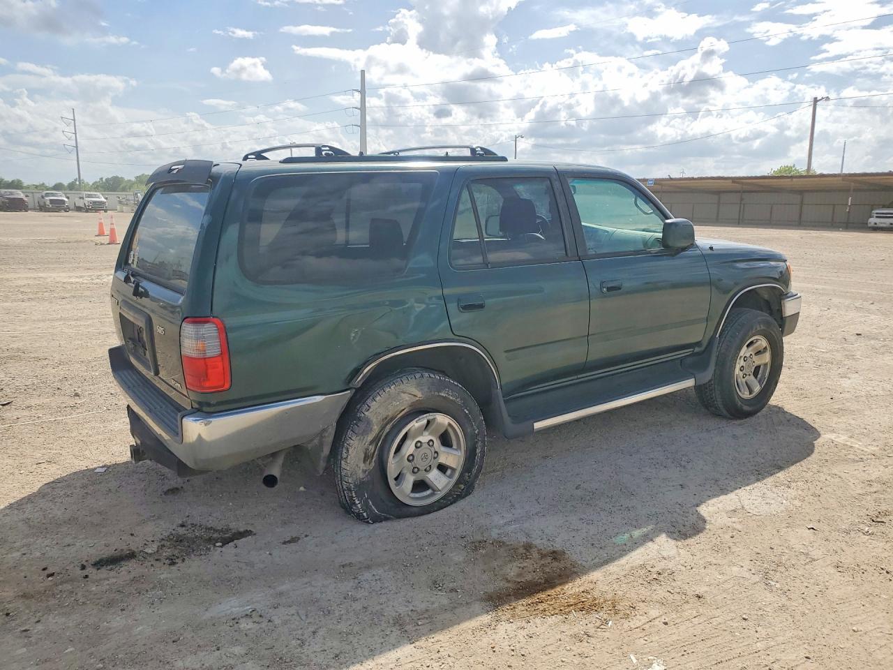 1999 Toyota 4Runner Sr5 - Image 3