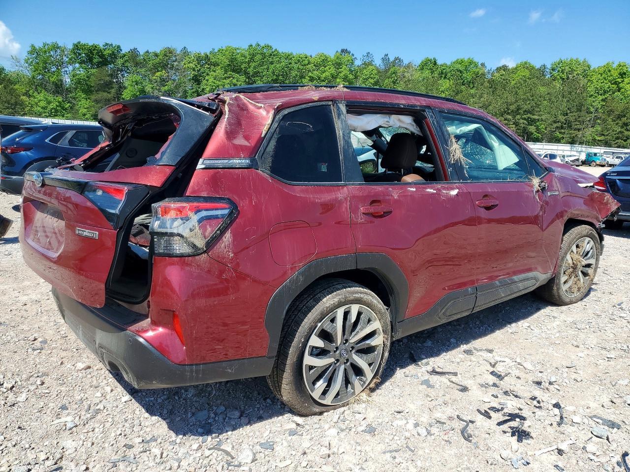 2025 Subaru Forester Touring - Фото 3
