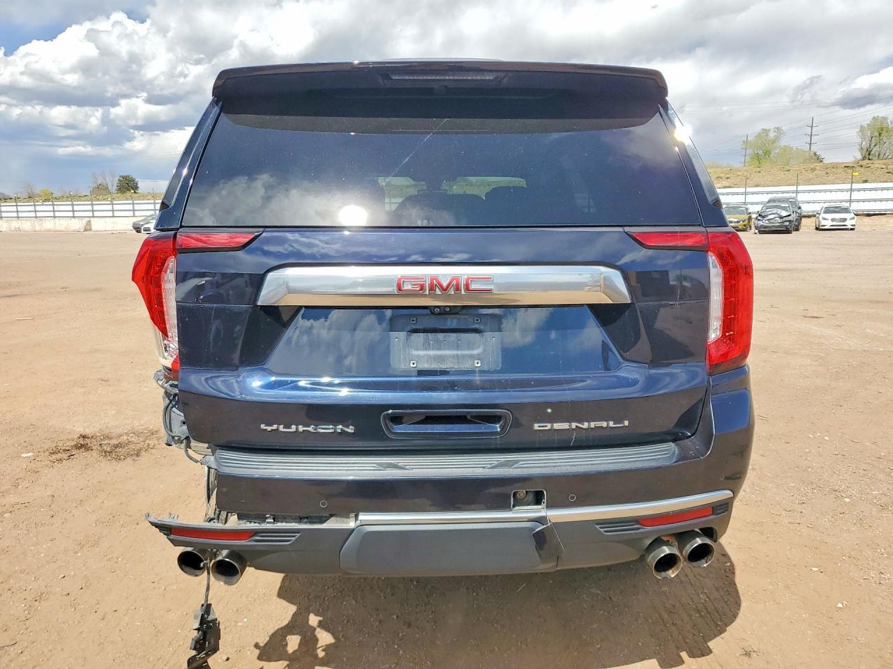 2021 GMC Yukon Denali - Фото 6