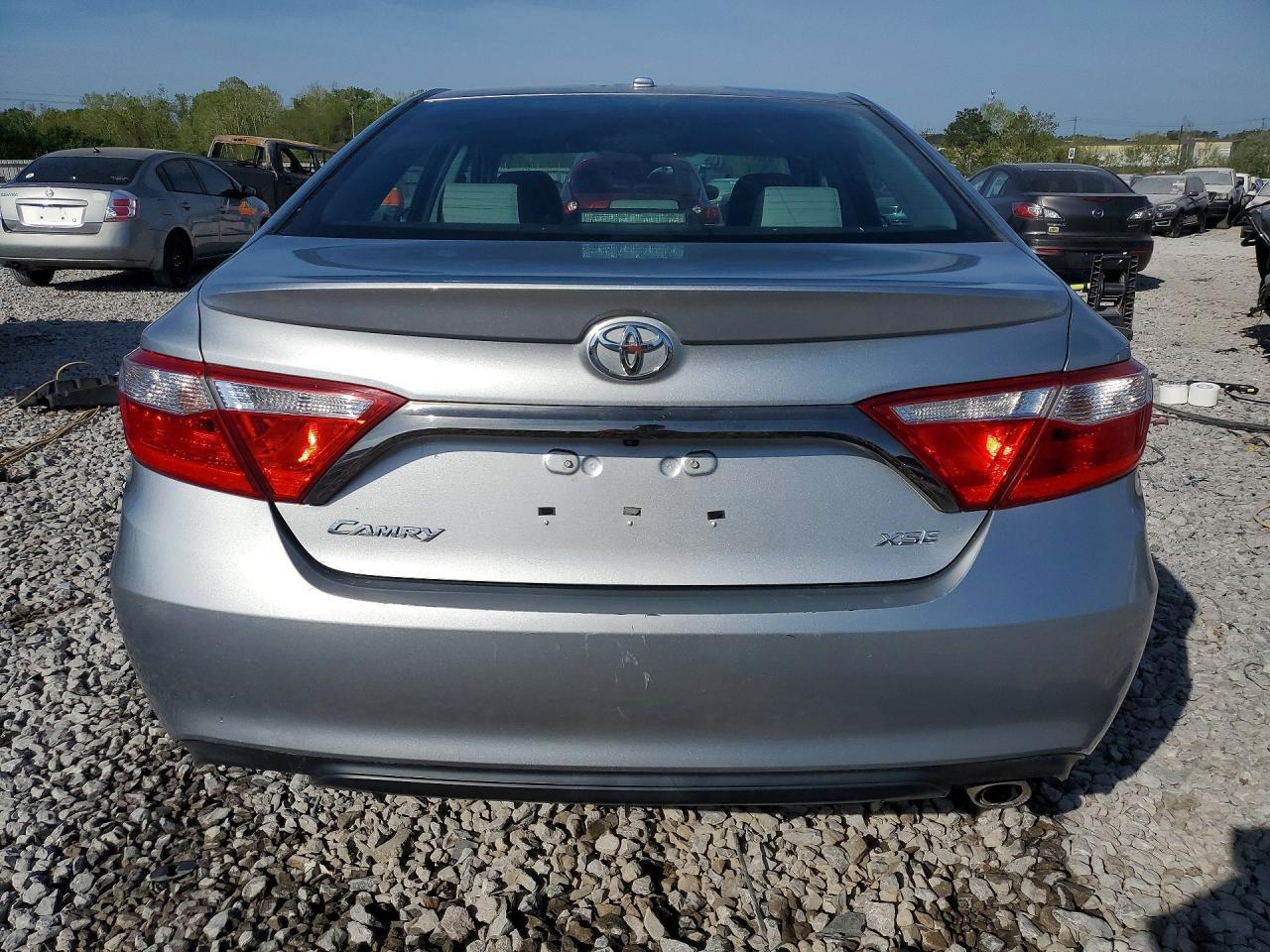 2016 Toyota Camry Xse - Фото 6