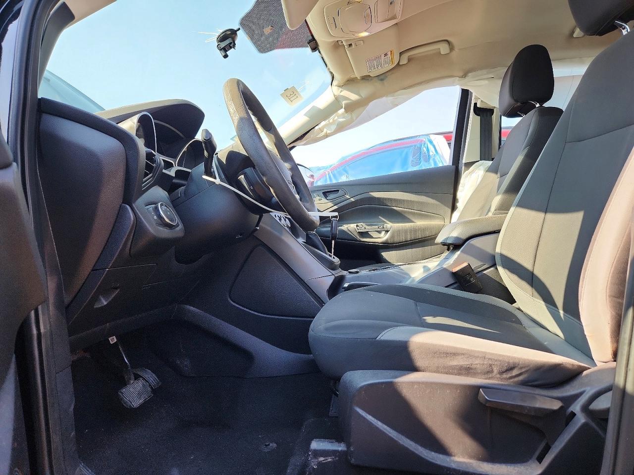 2016 Ford Escape S - Фото 7