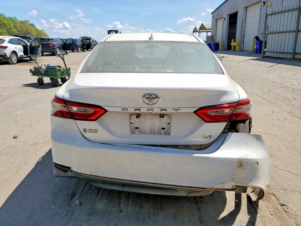 2019 Toyota Camry Le - Image 6
