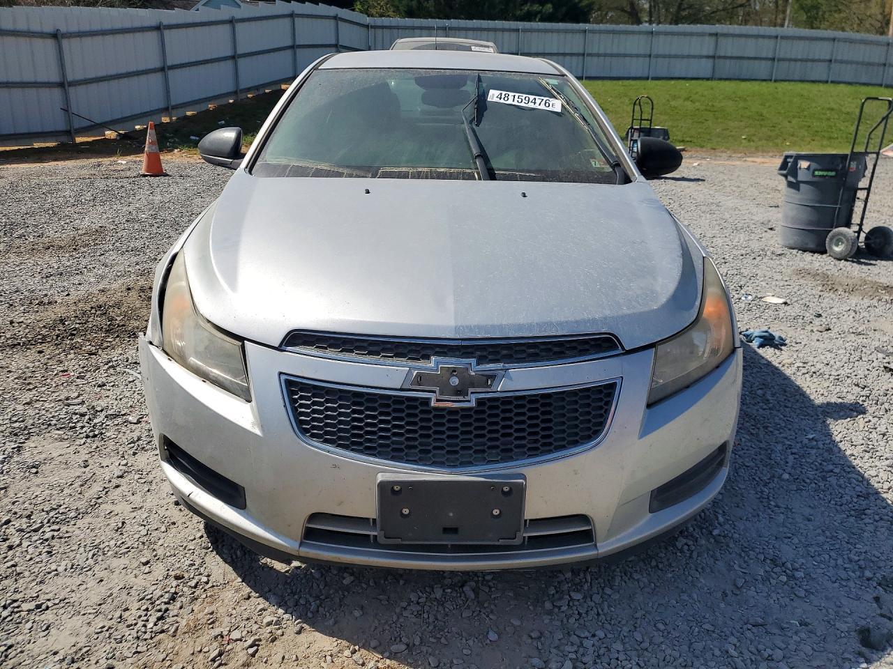 2013 Chevrolet Cruze Ls - Image 5
