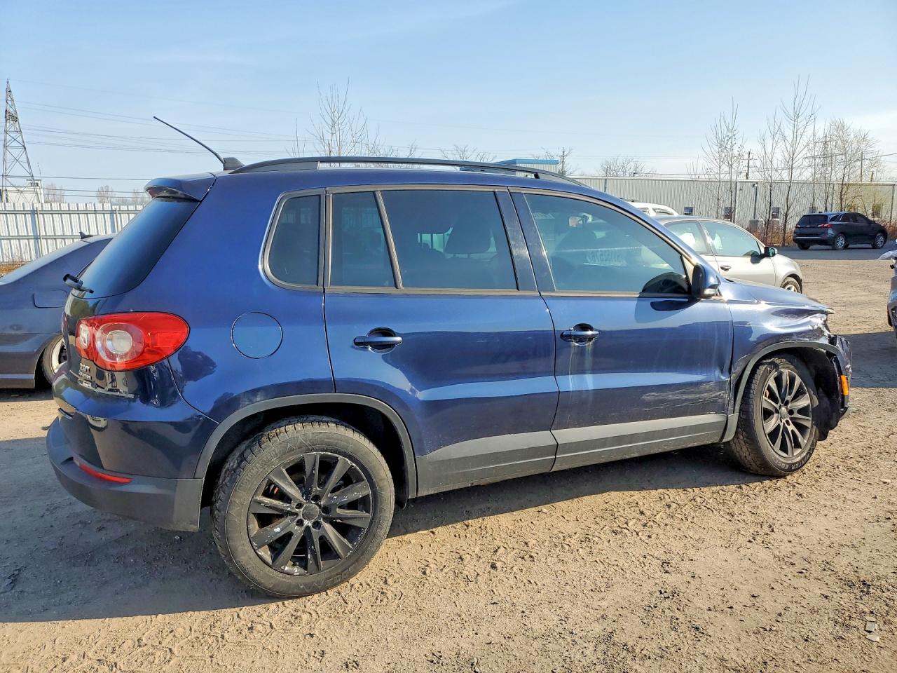 2011 Volkswagen Tiguan S - Фото 3