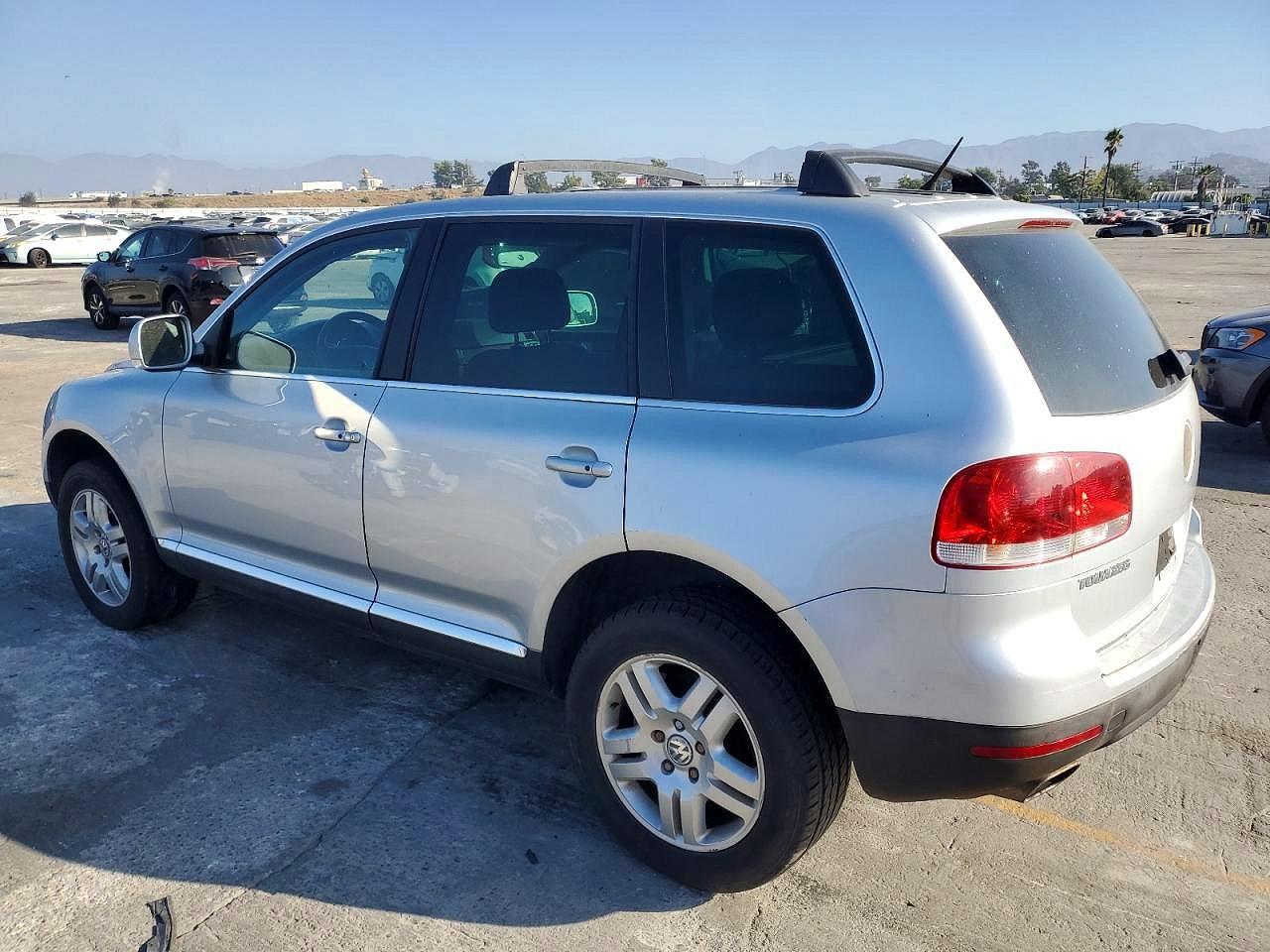 2006 Volkswagen Touareg 4.2 - Фото 2