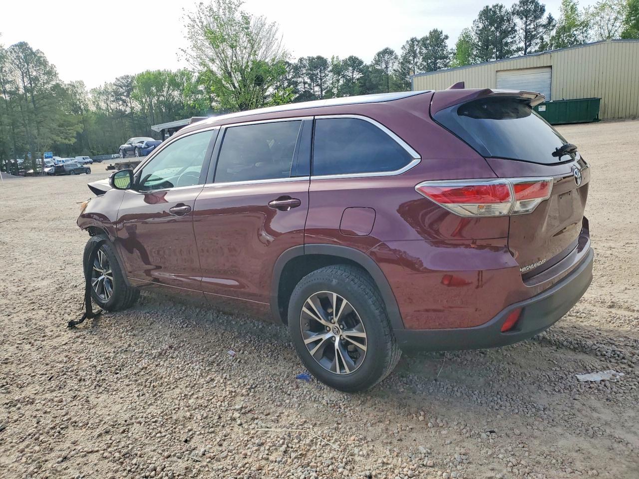 2016 Toyota Highlander Xle - Image 2