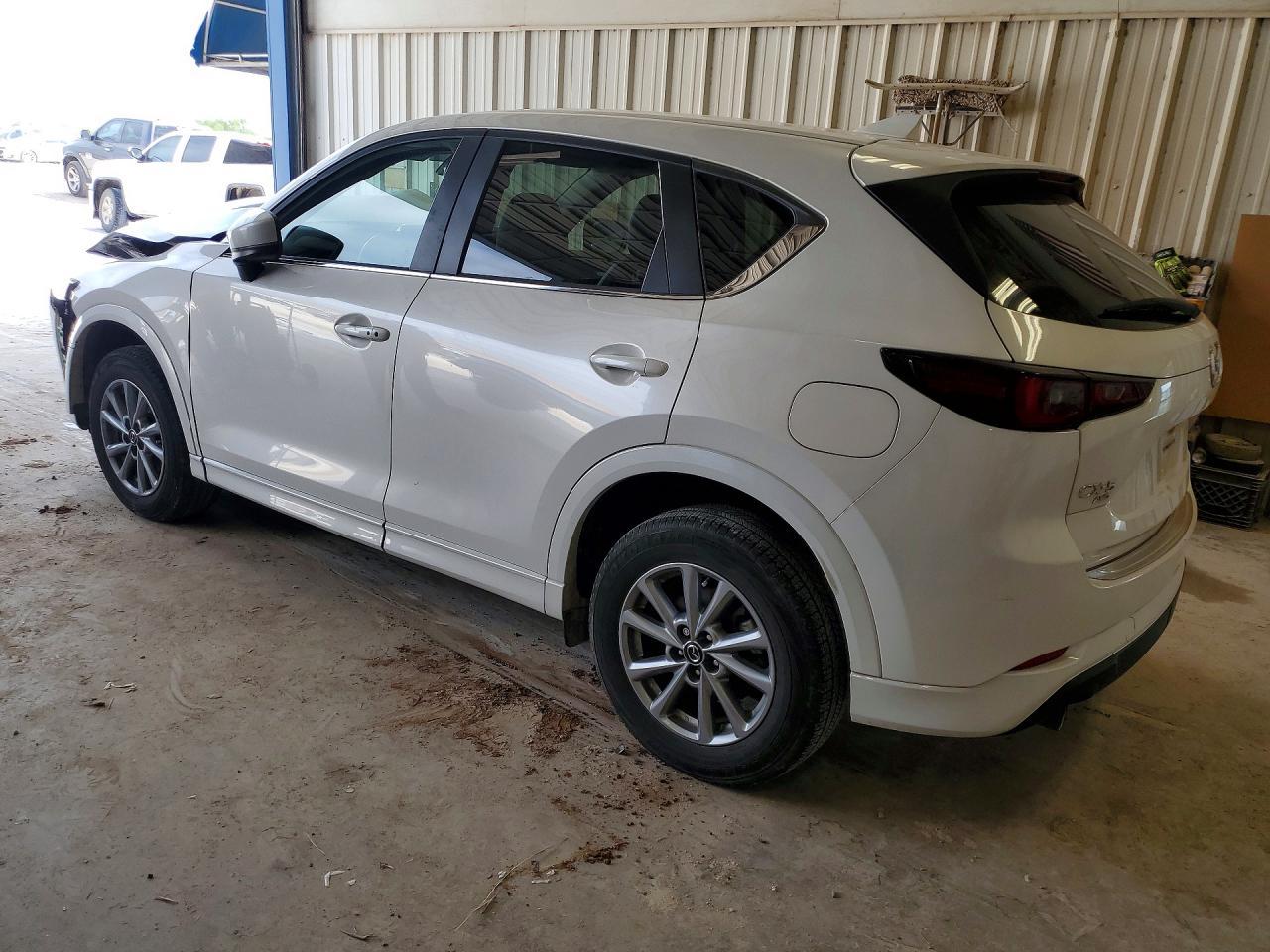 2024 Mazda Cx-5 Preferred - Image 2