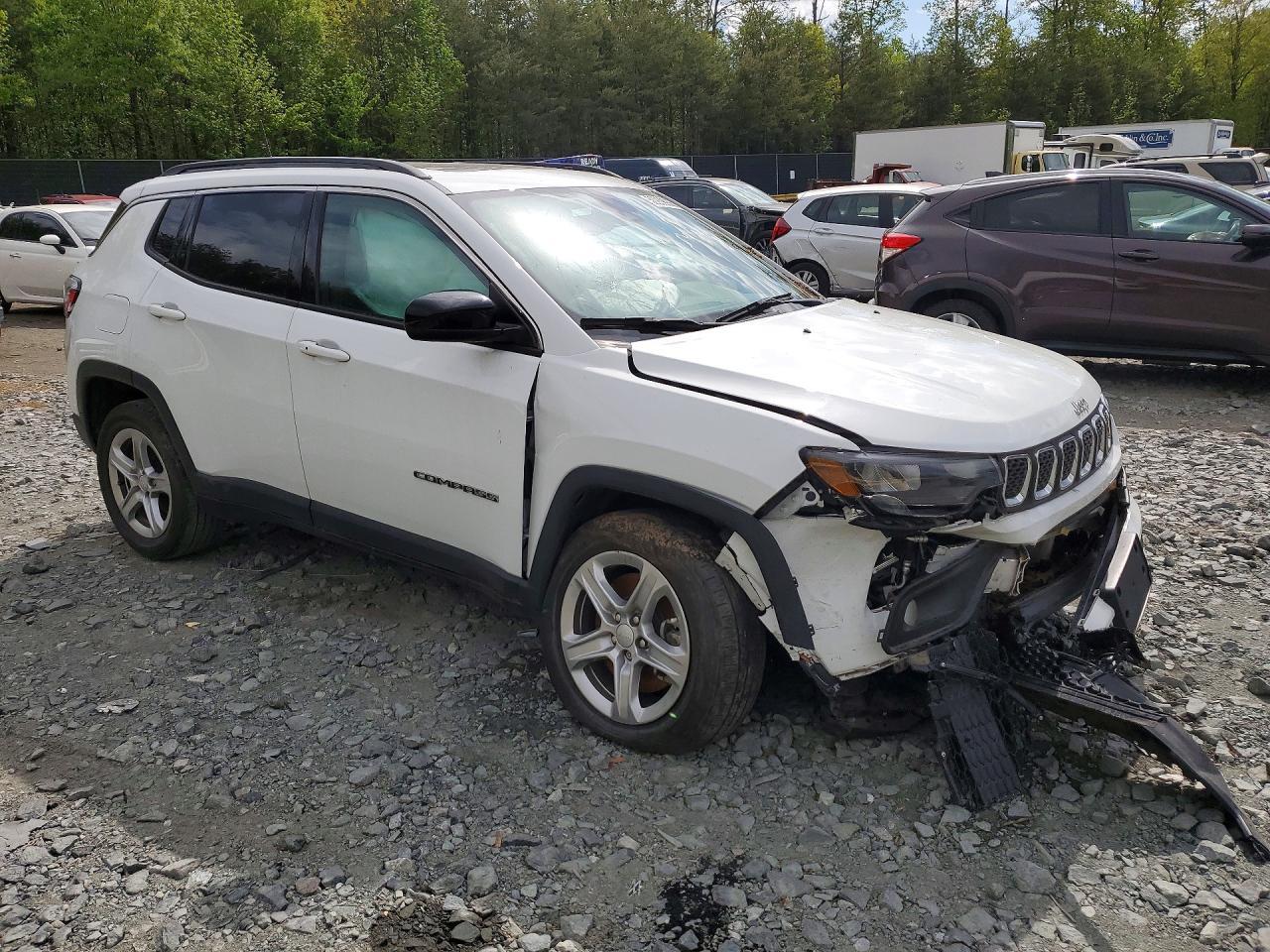 2023 Jeep Compass Latitude - Фото 4