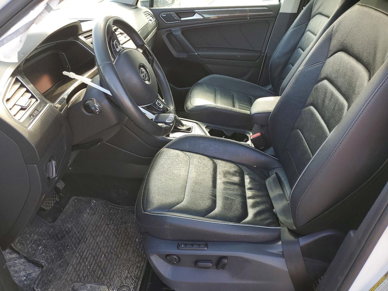 2020 Volkswagen Tiguan Sel Premium R-Line - Image 7