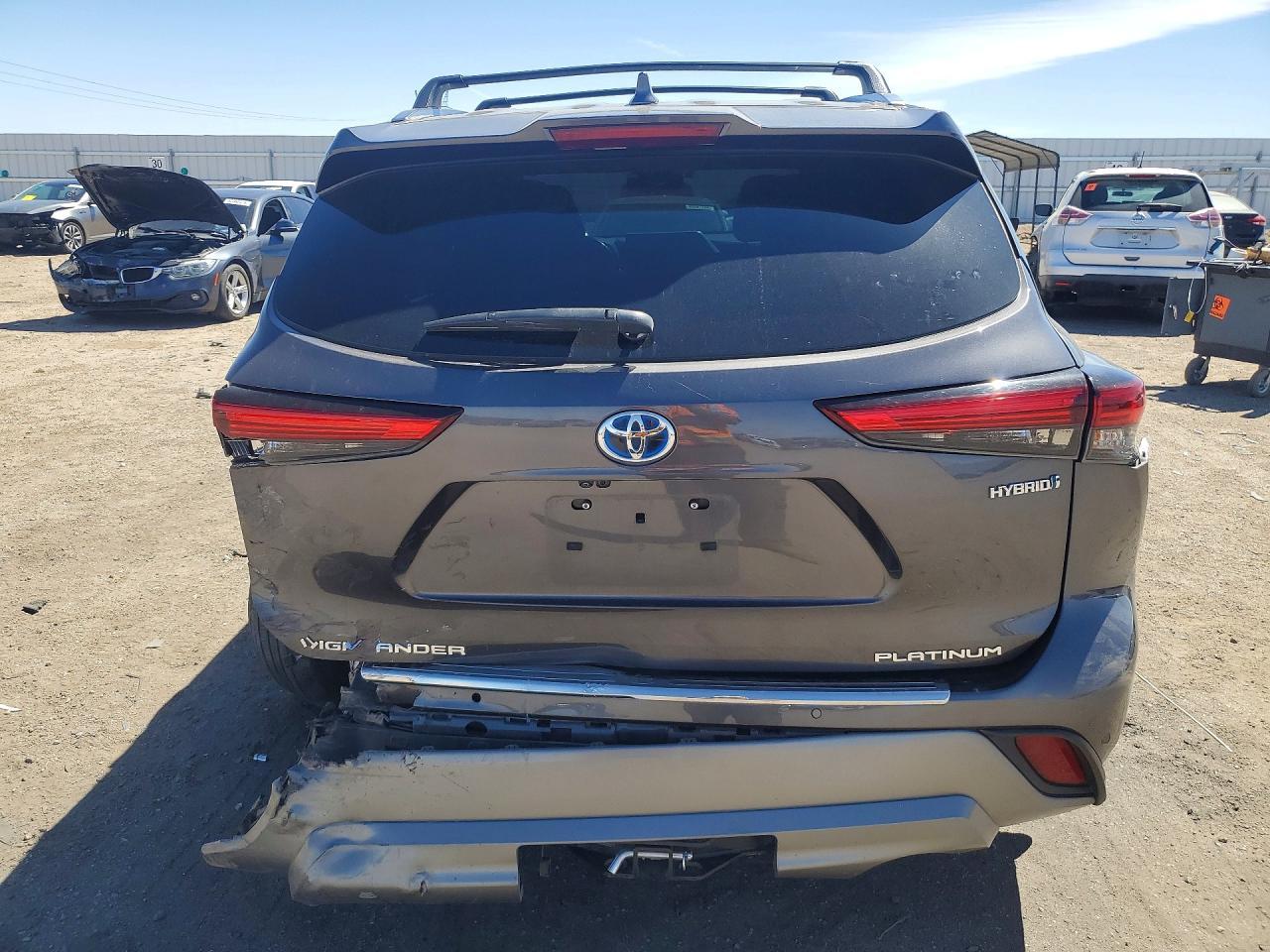 2023 Toyota Highlander Hybrid Platinum - Фото 6