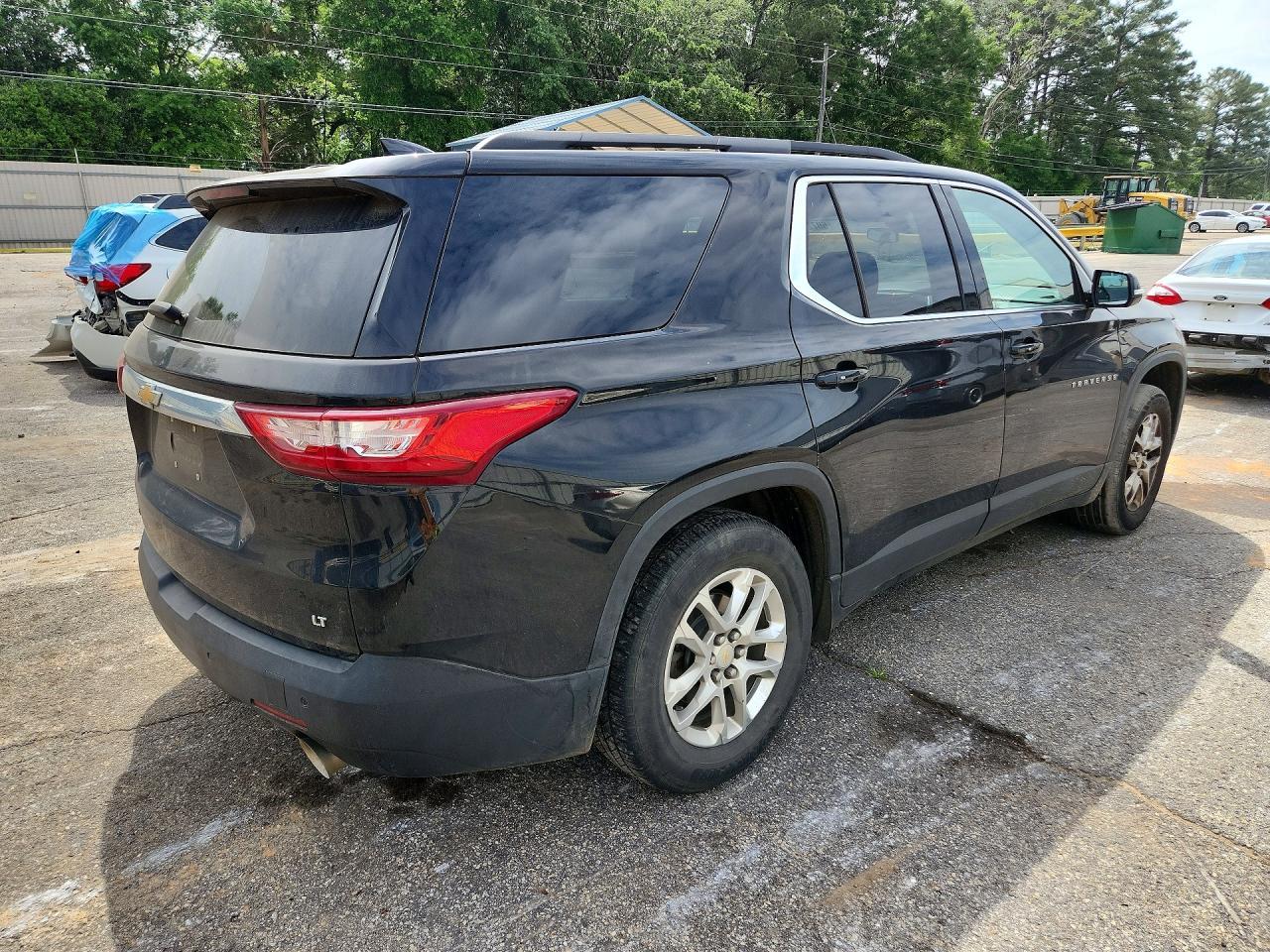 2019 Chevrolet Traverse Lt - Фото 3