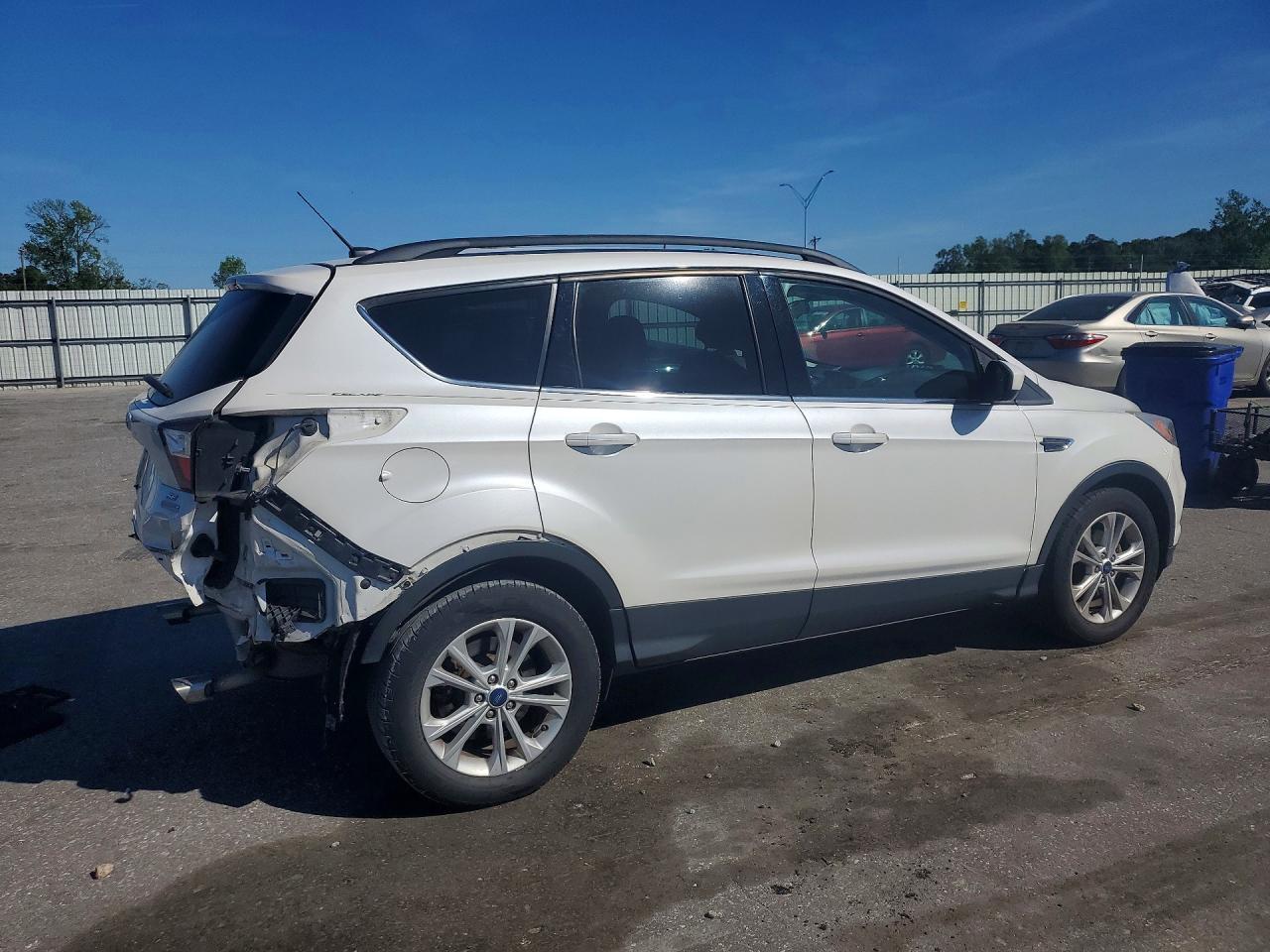 2017 Ford Escape Se - Фото 3