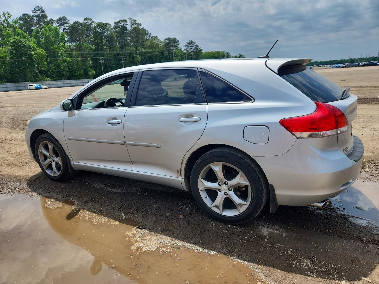 2009 Toyota Venza - Фото 2