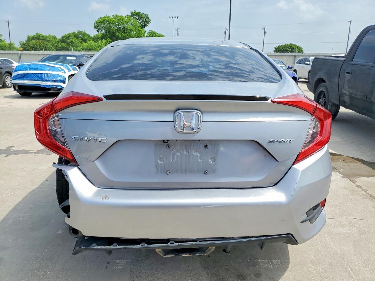 2019 Honda Civic Sport - Image 6