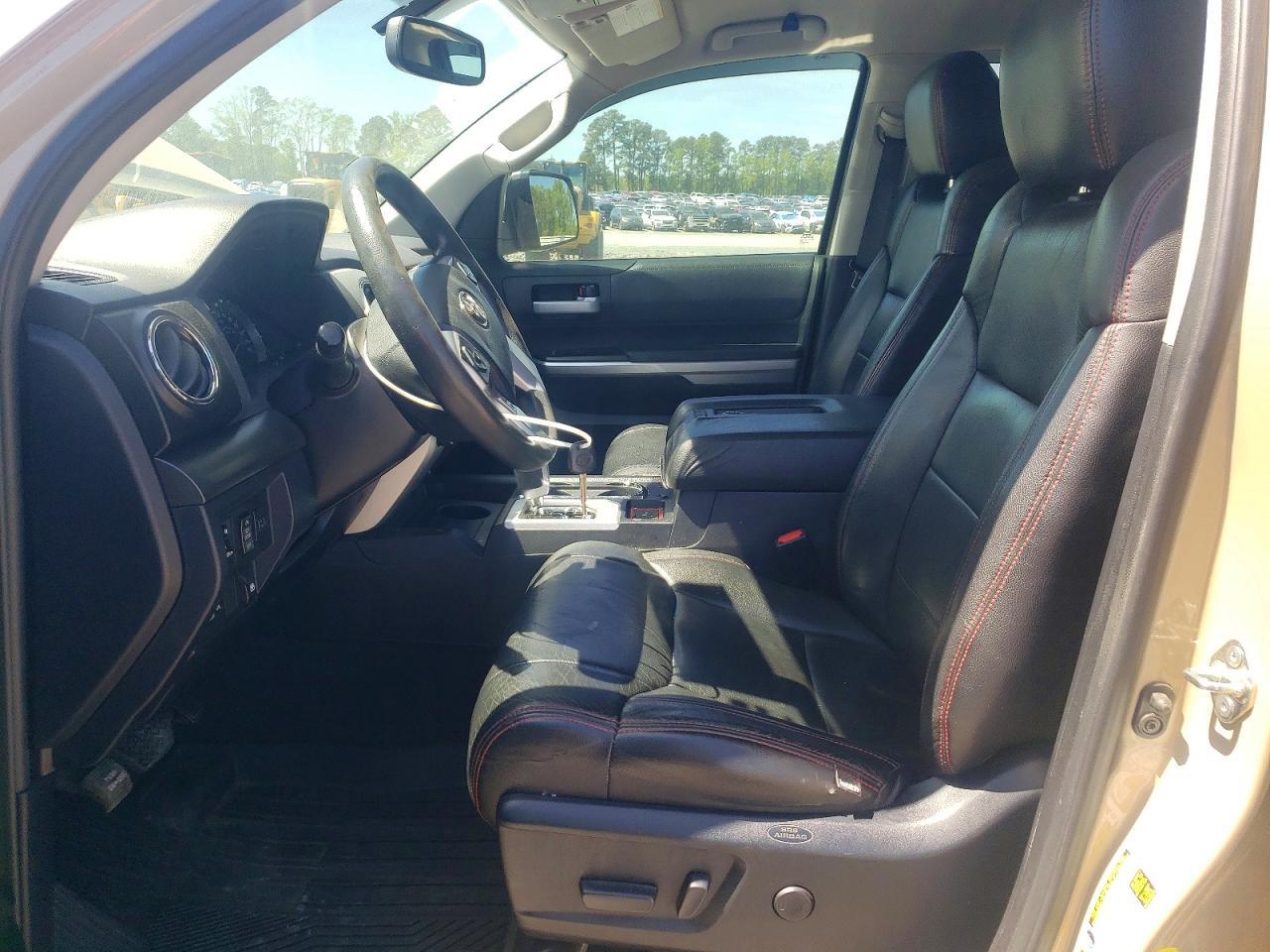 2017 Toyota Tundra Sr5 - Image 7