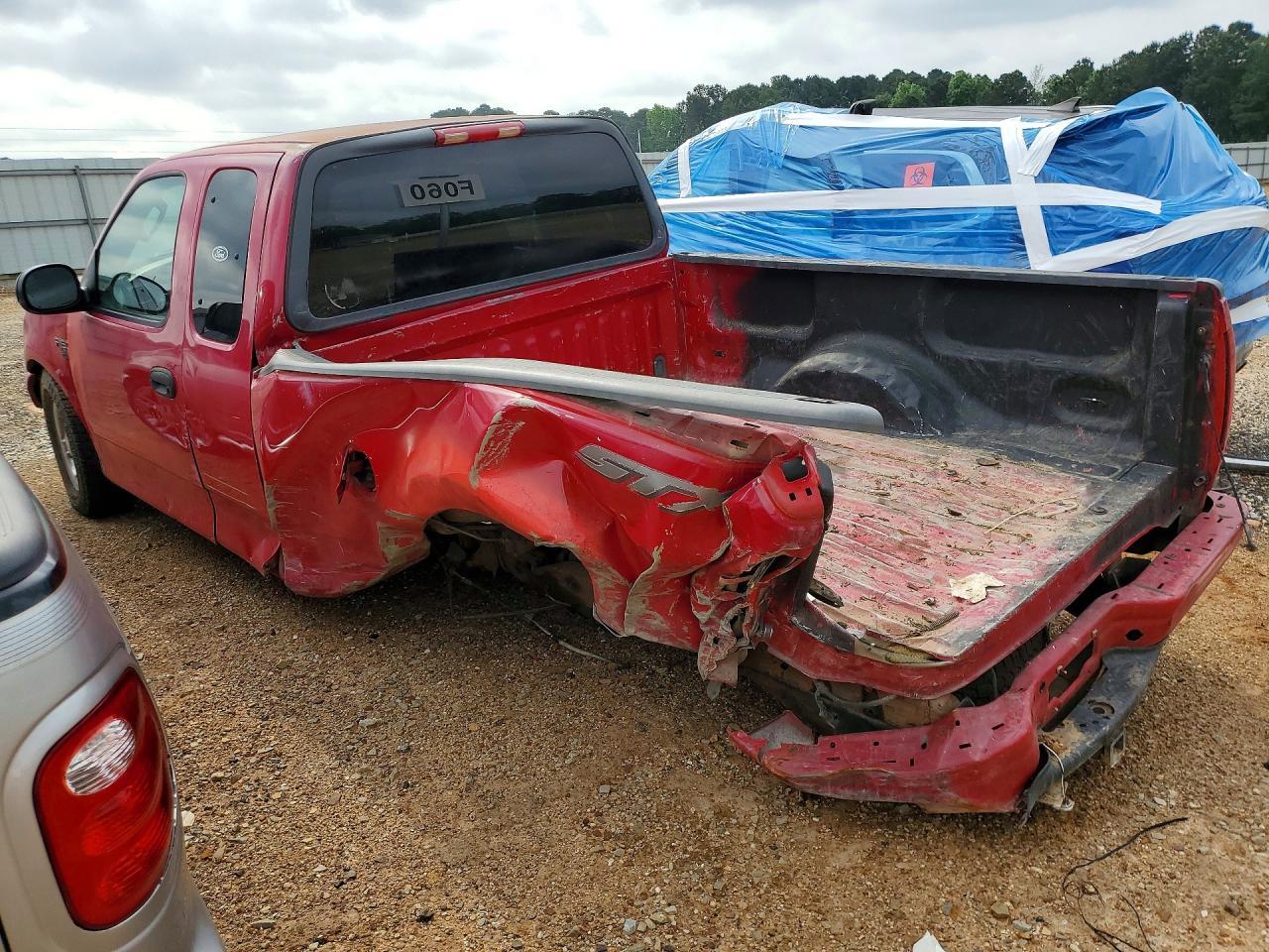 2004 Ford F-150 Heritage Classic - Image 2