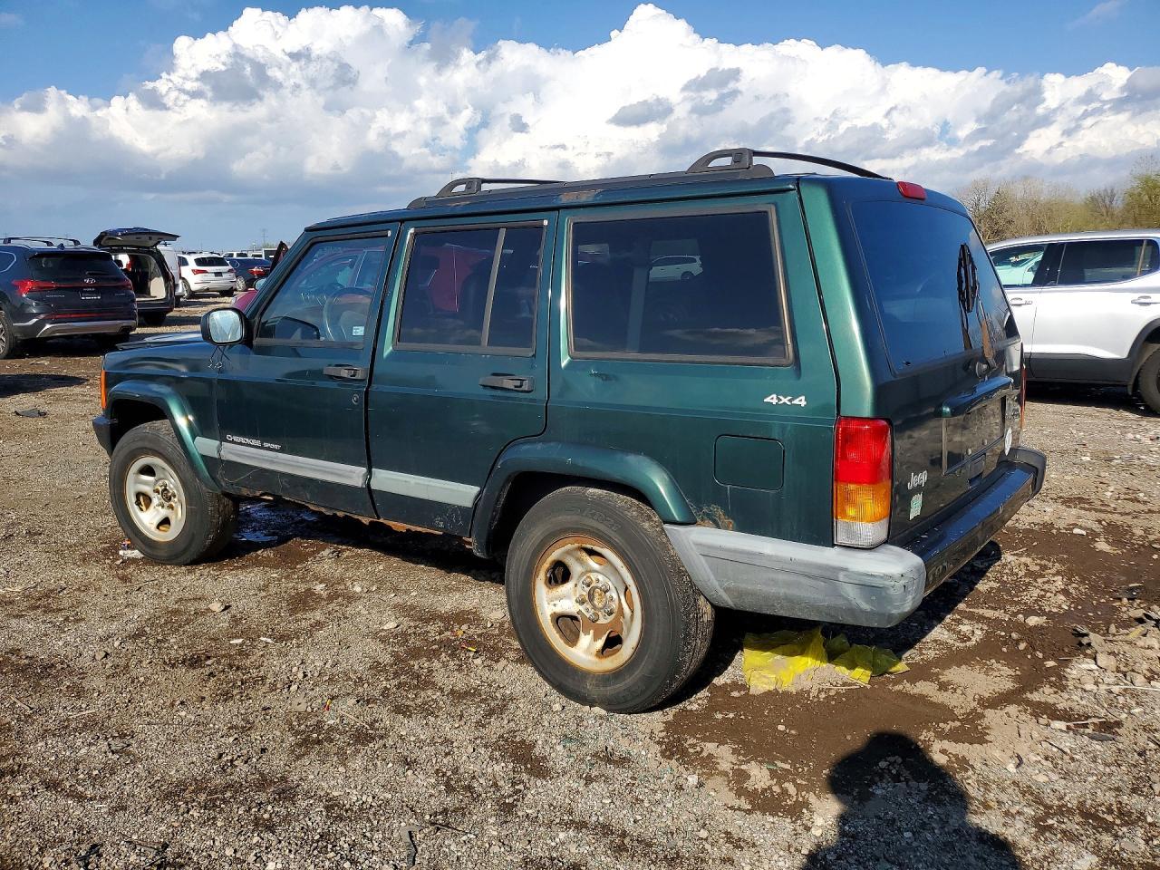 1999 Jeep Cherokee Sport - Image 2